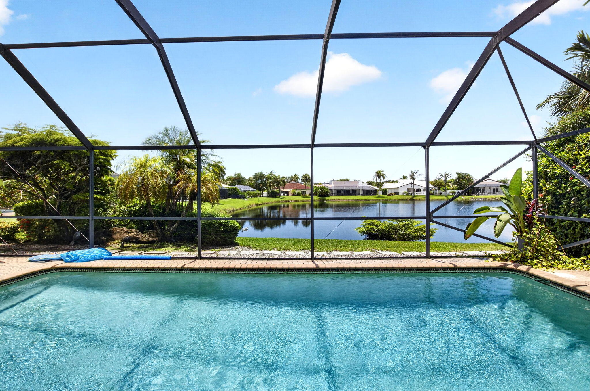 main property photo 44