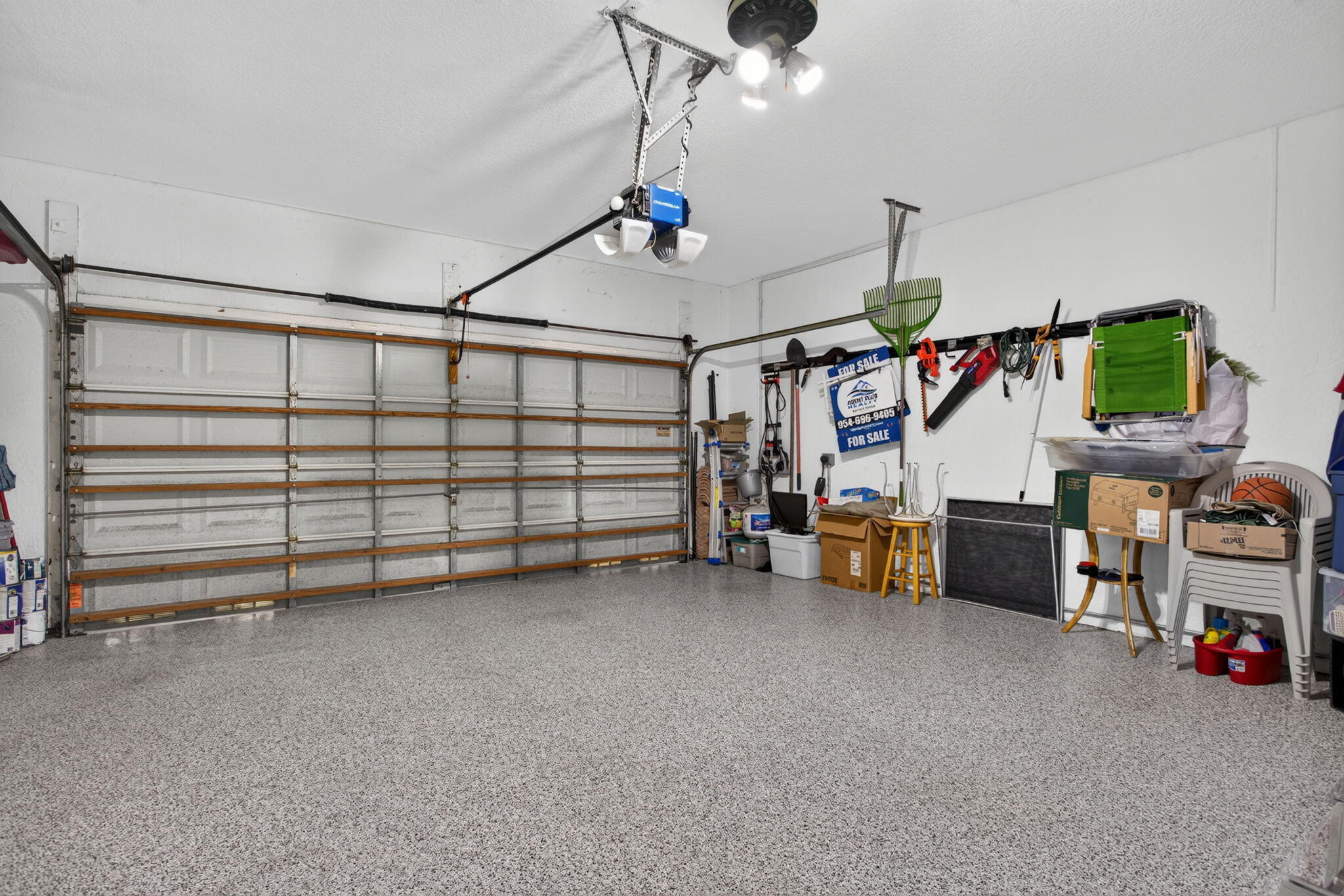 main property photo 21
