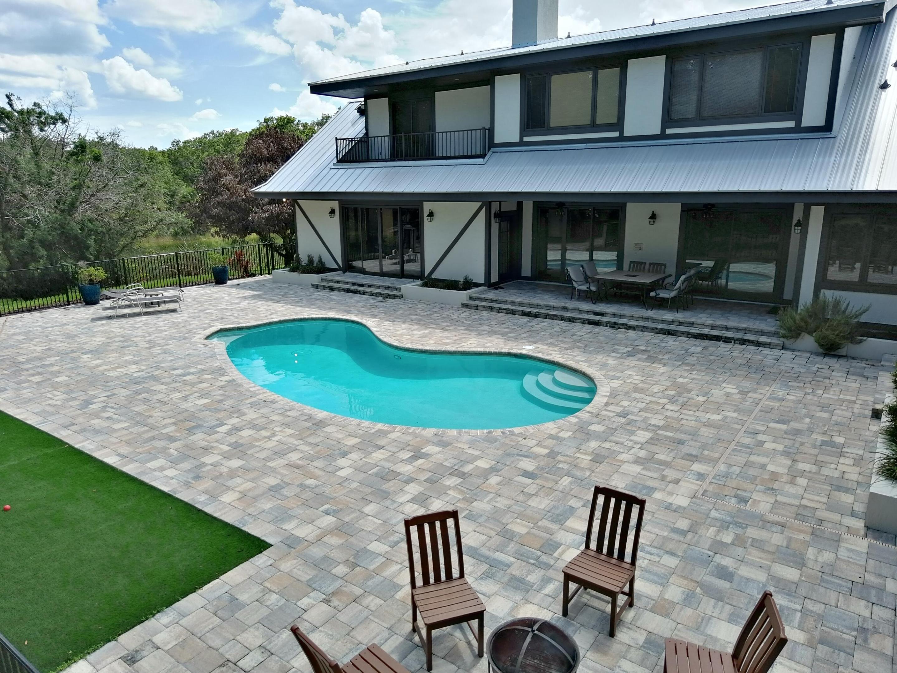 main property photo 62