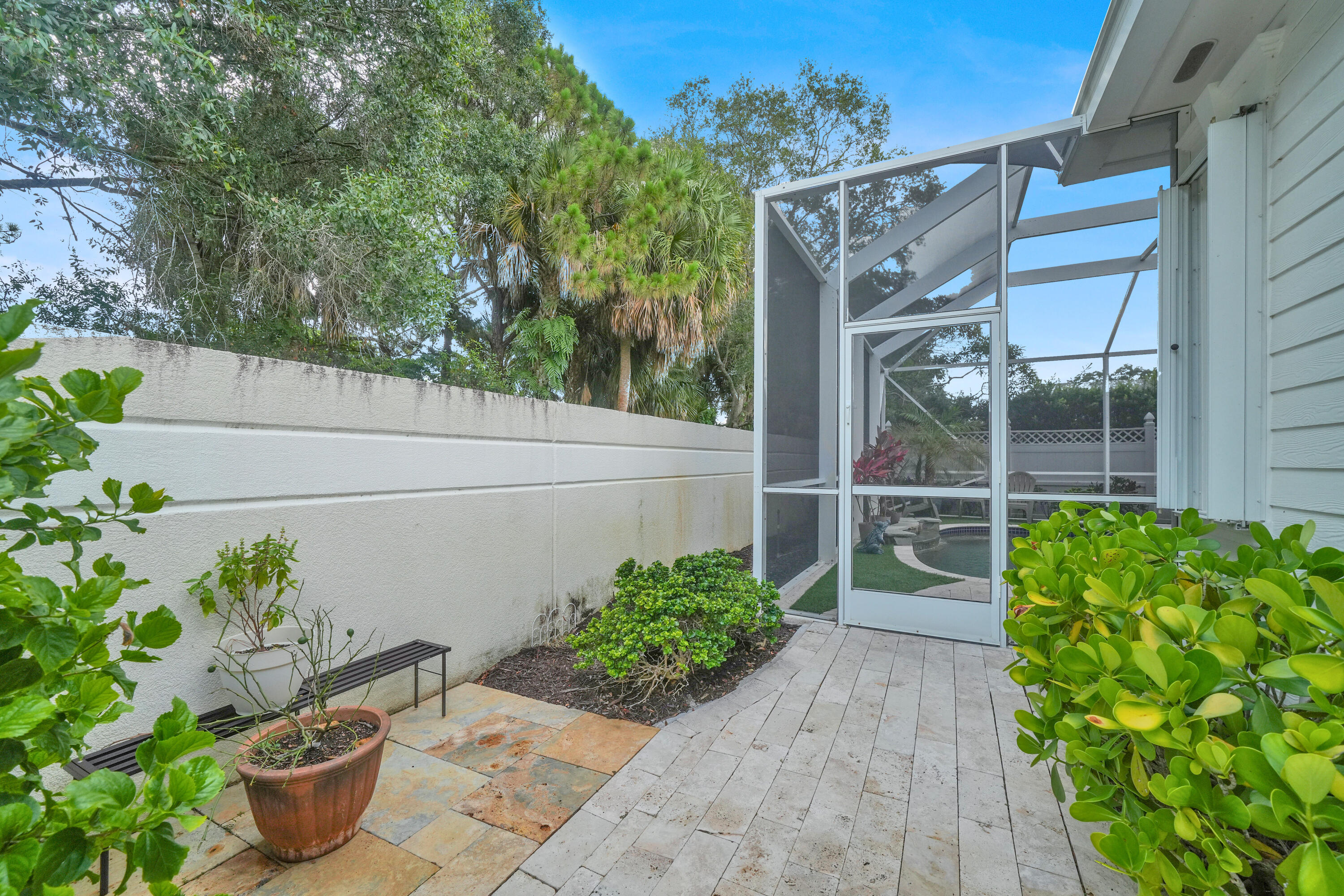 main property photo 81