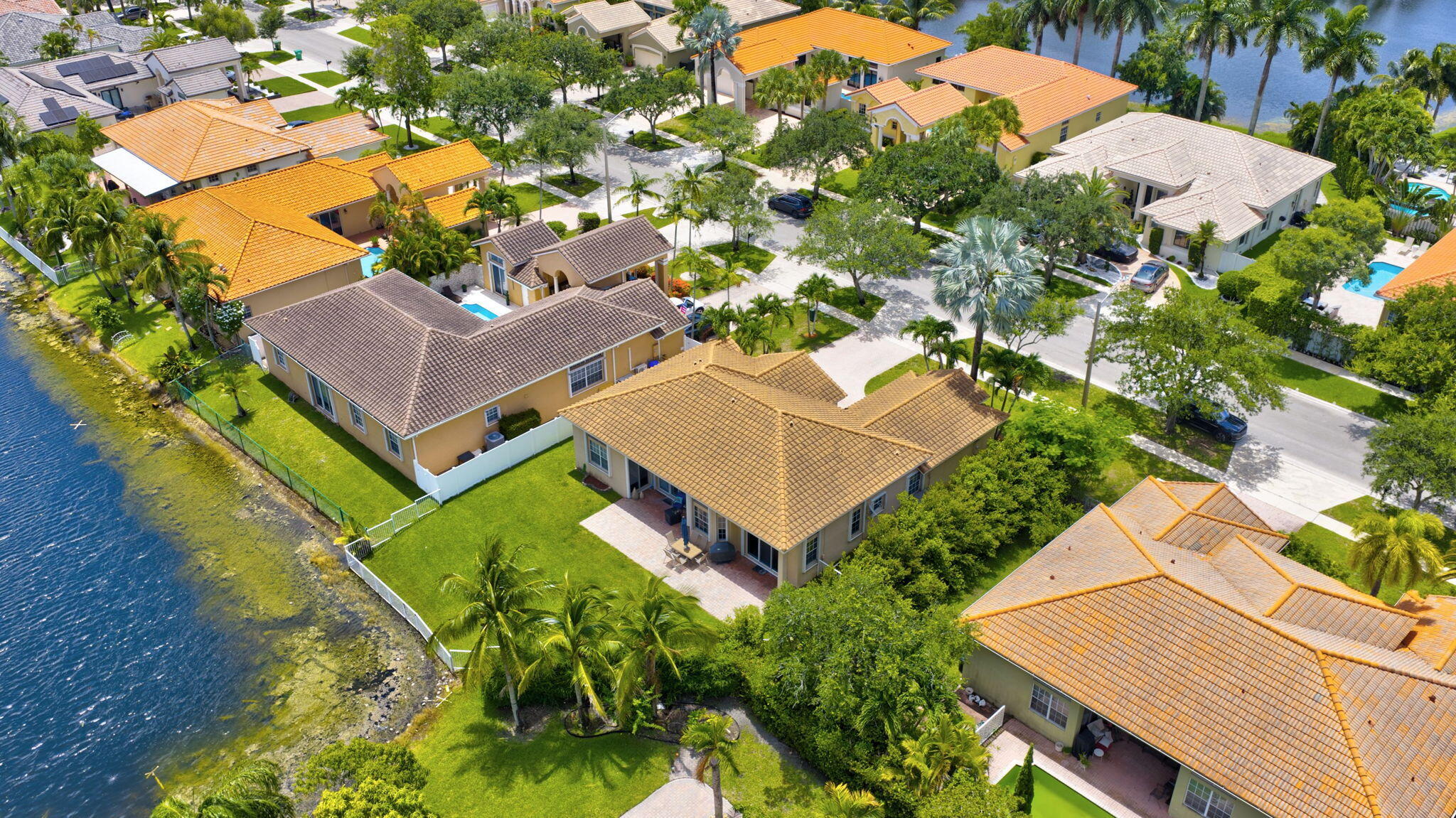 main property photo 44