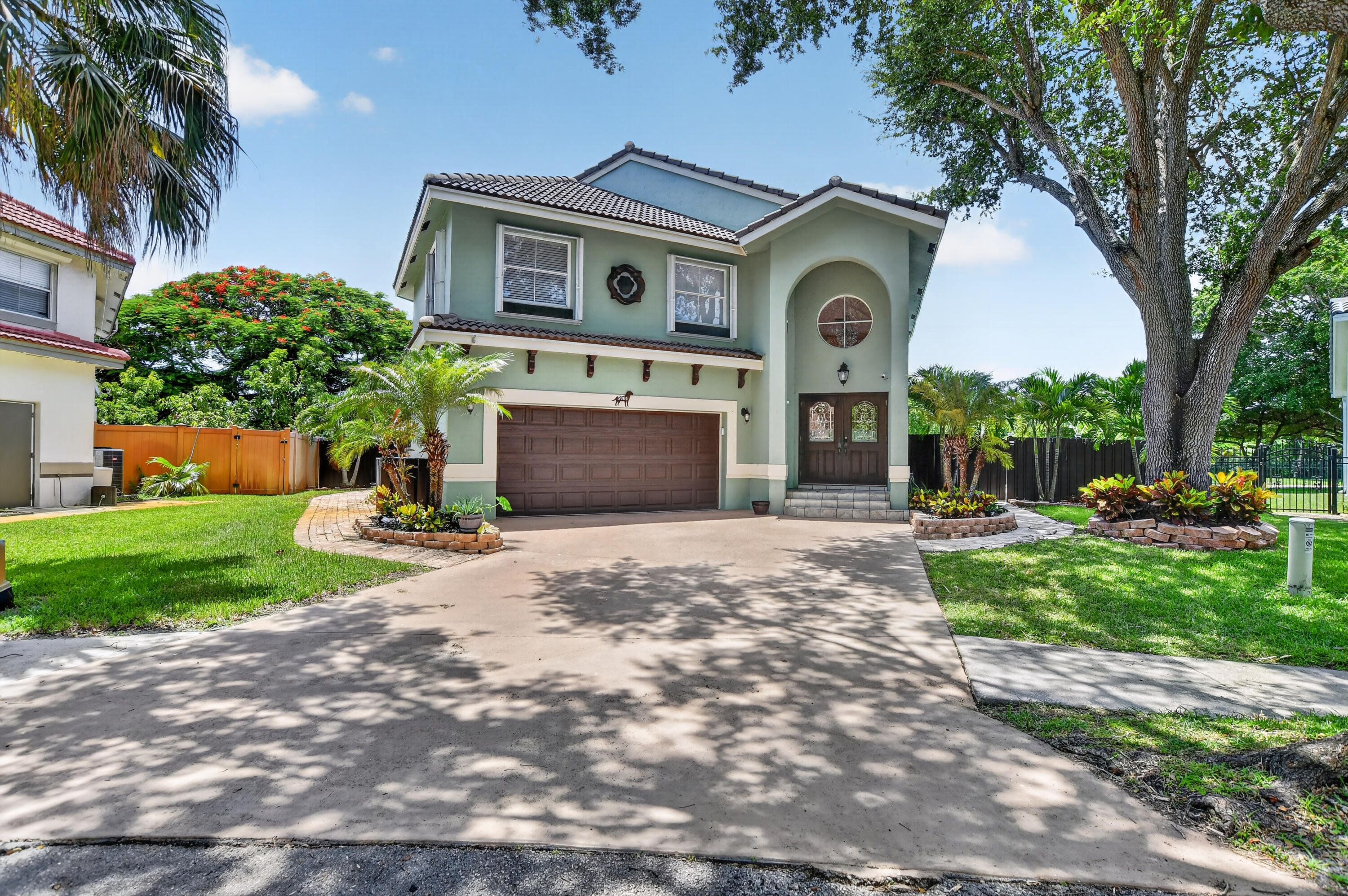 main property photo 69