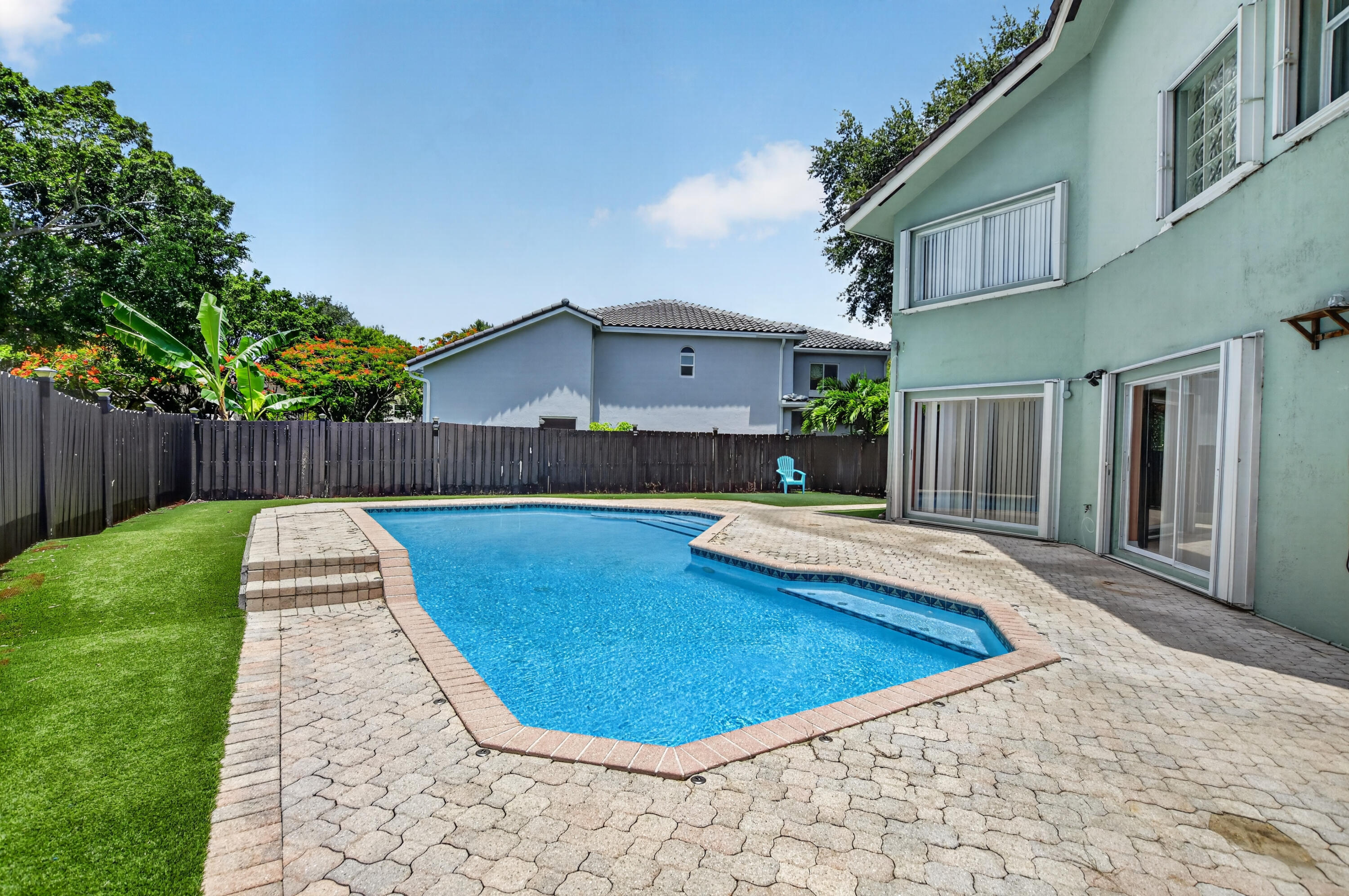 main property photo 75