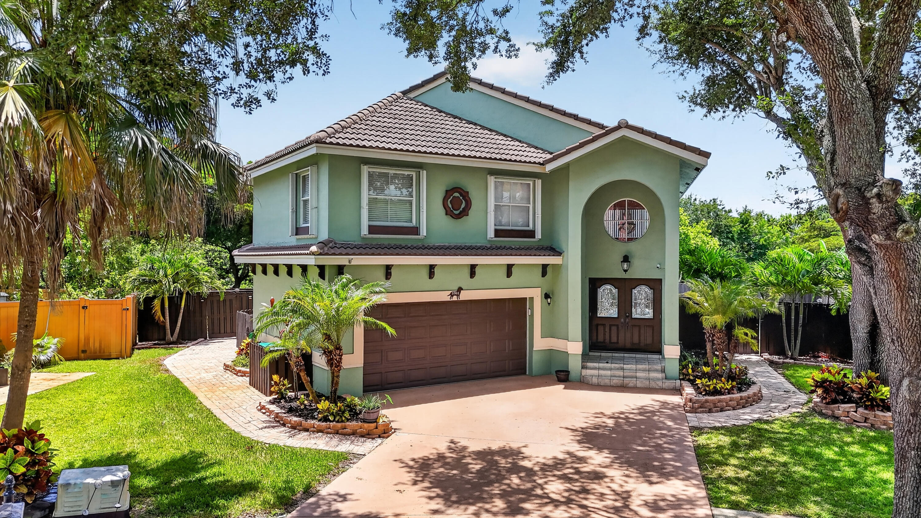 main property photo 84