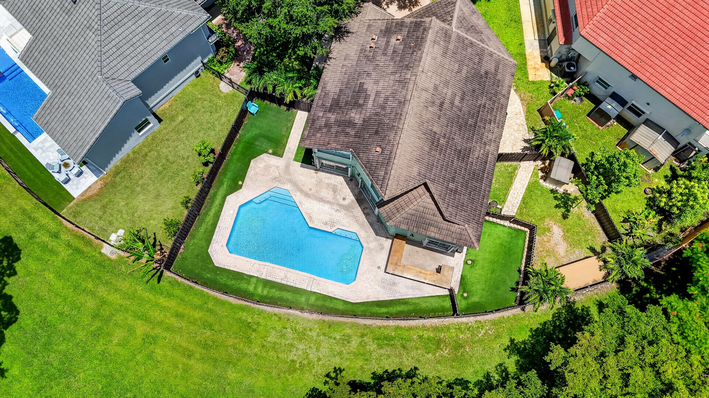 main property photo 95