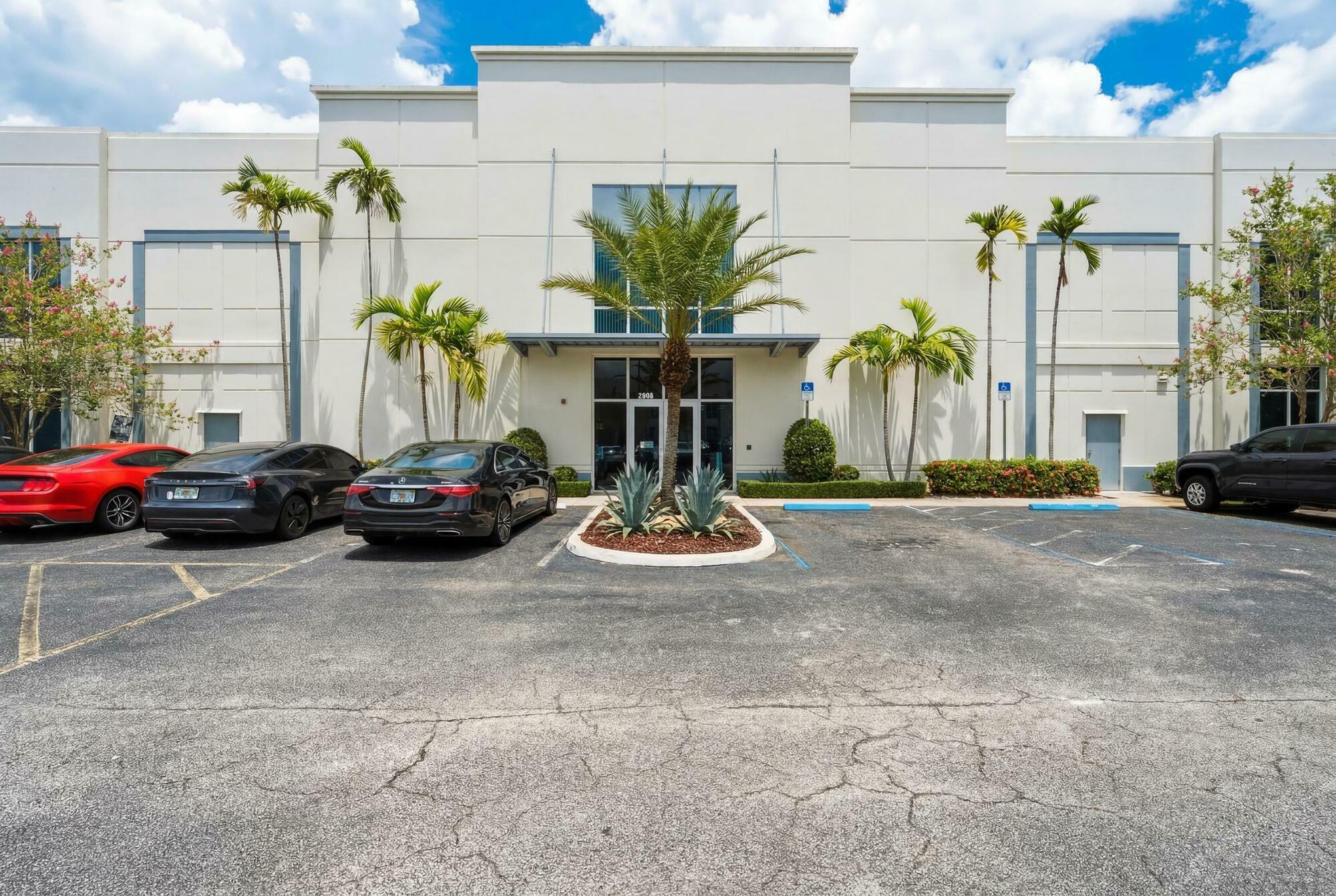 main property photo 20