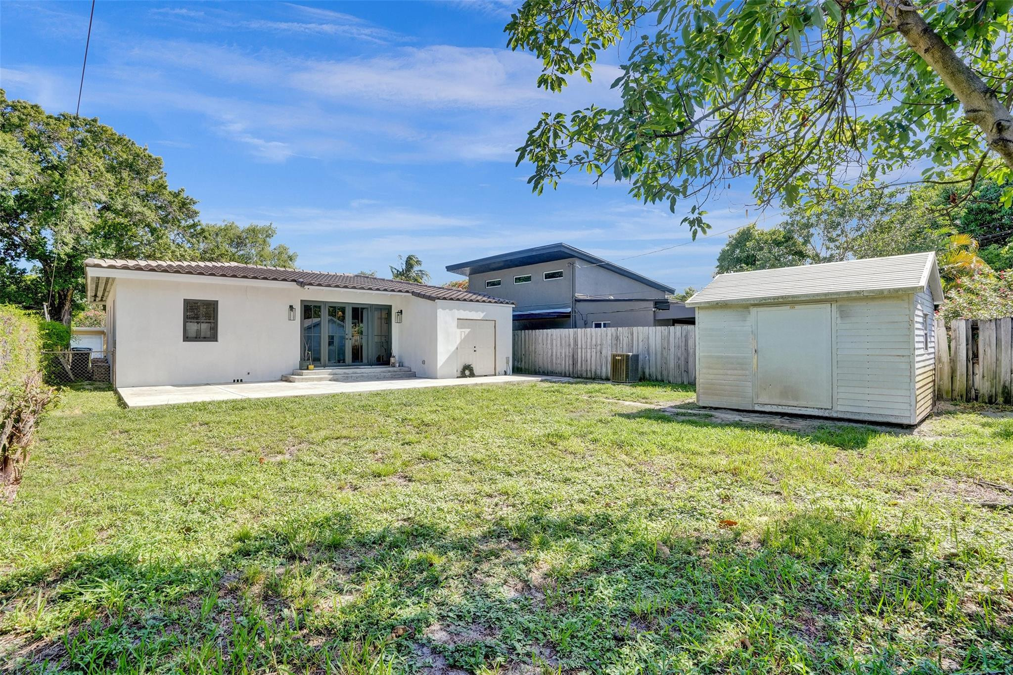 main property photo 51