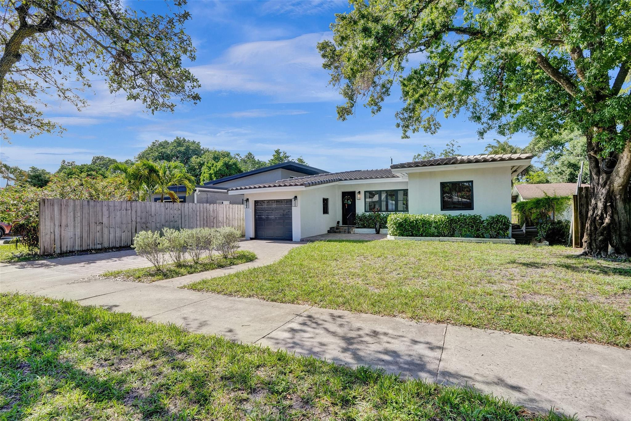 main property photo 58