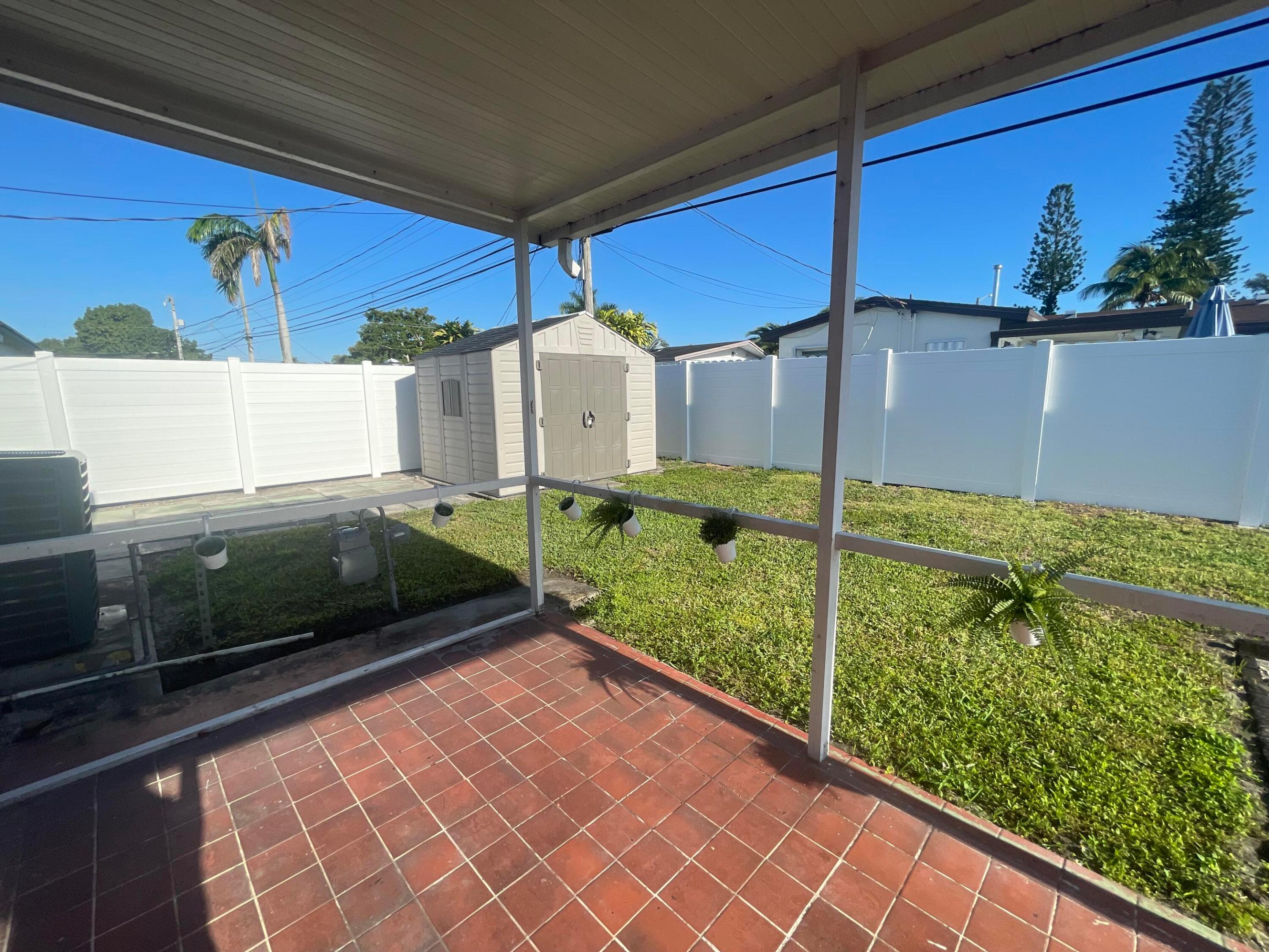 main property photo 43