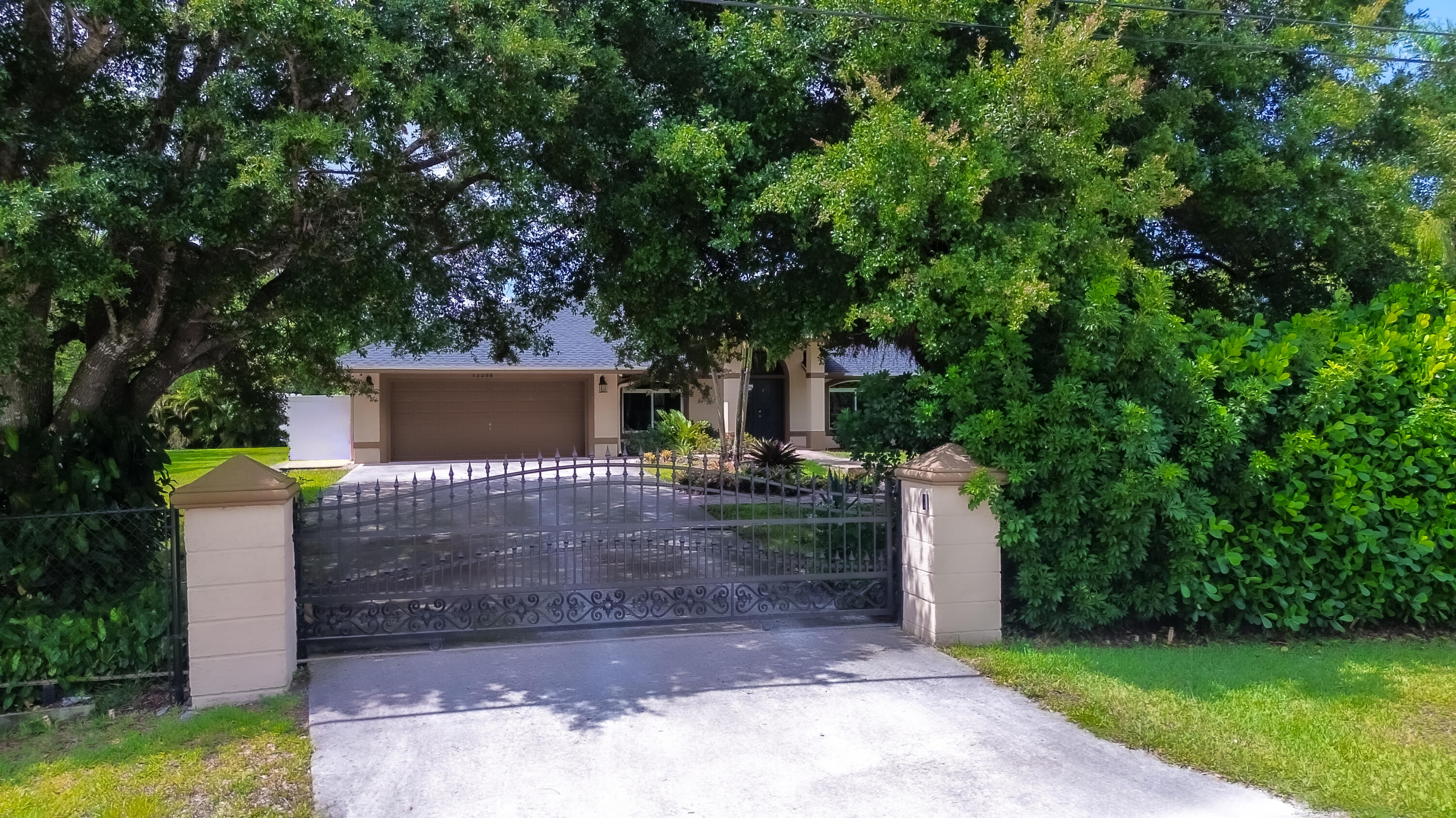 main property photo 80