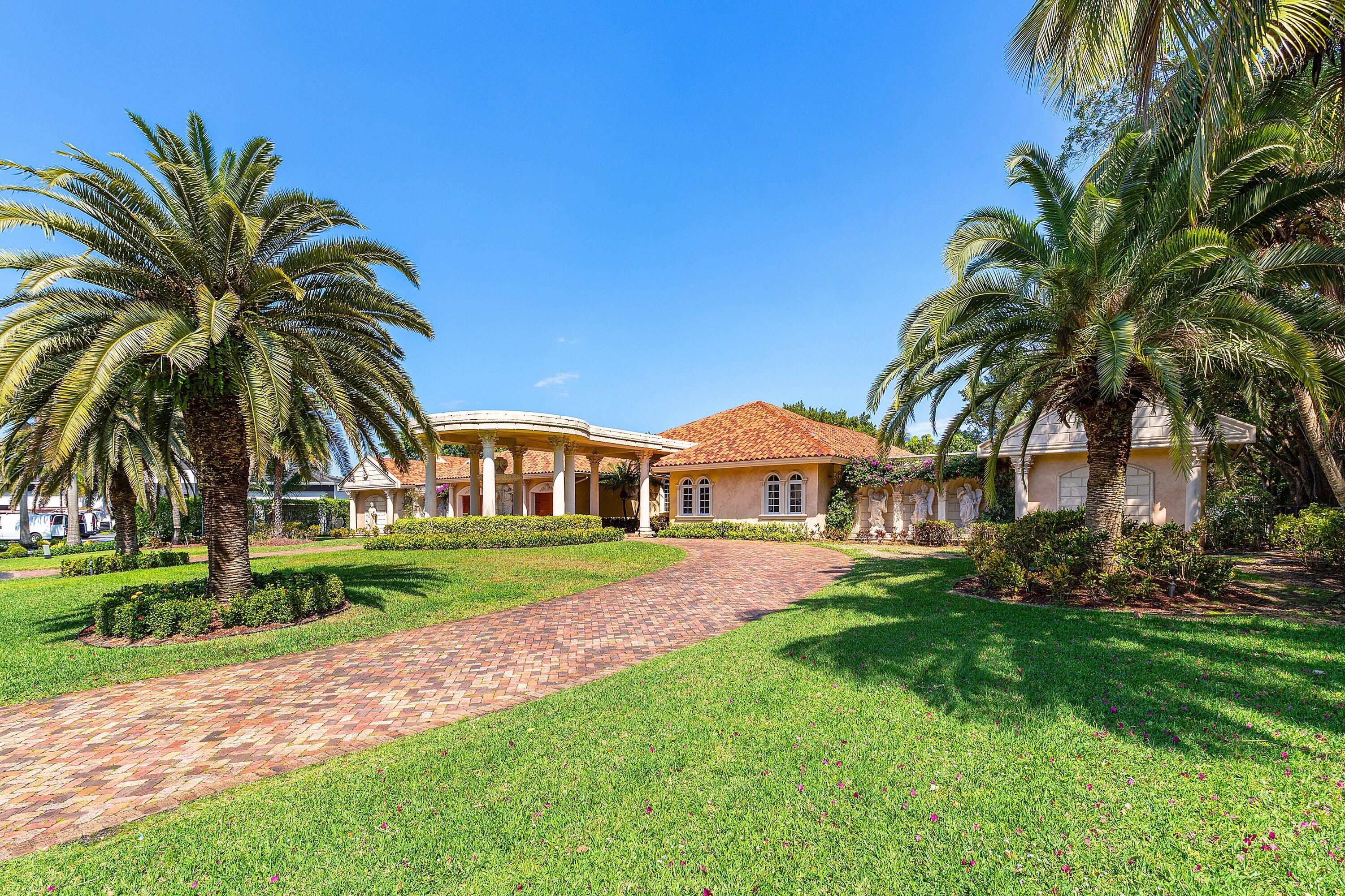 main property photo 9