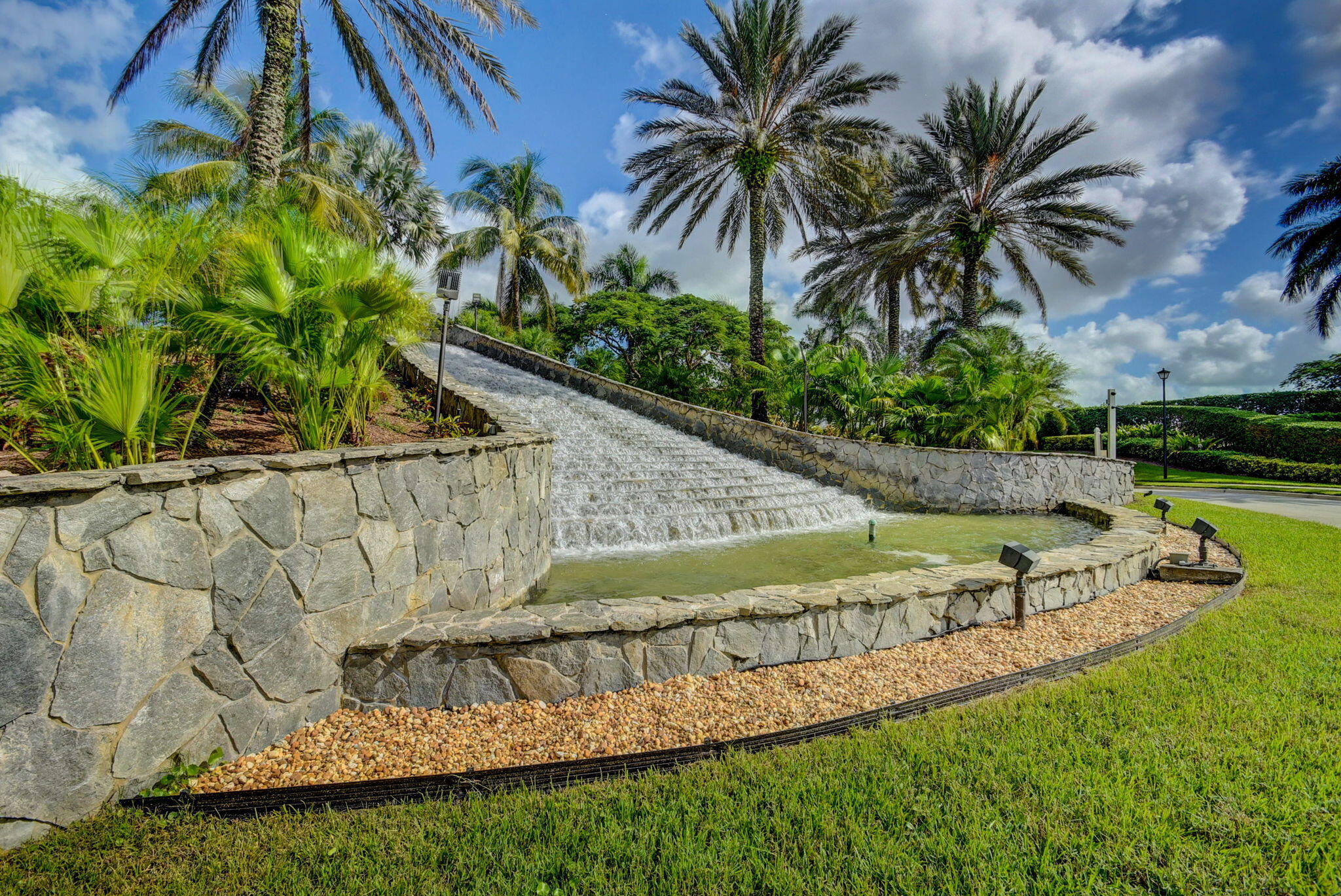 main property photo 89