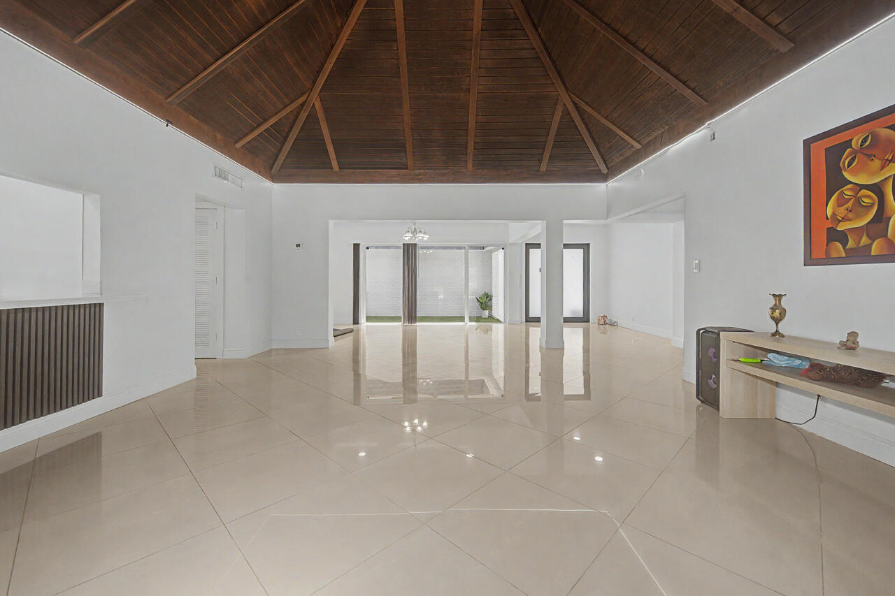 main property photo 66