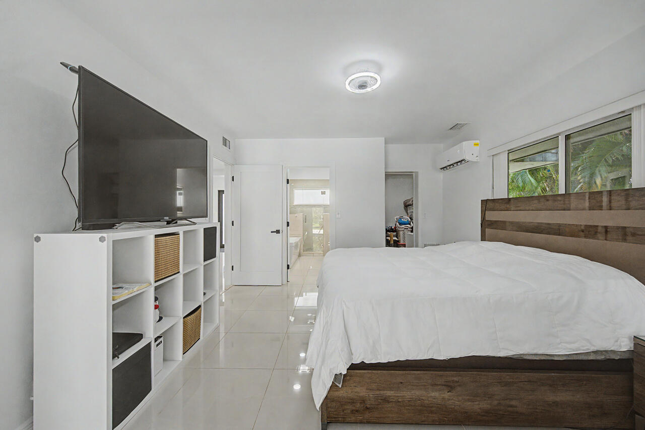 main property photo 75