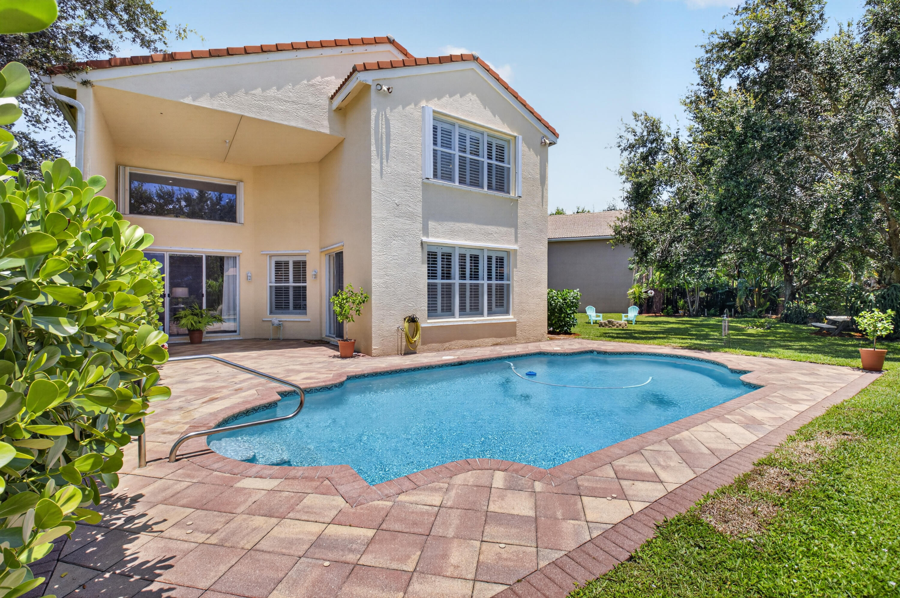 main property photo 51