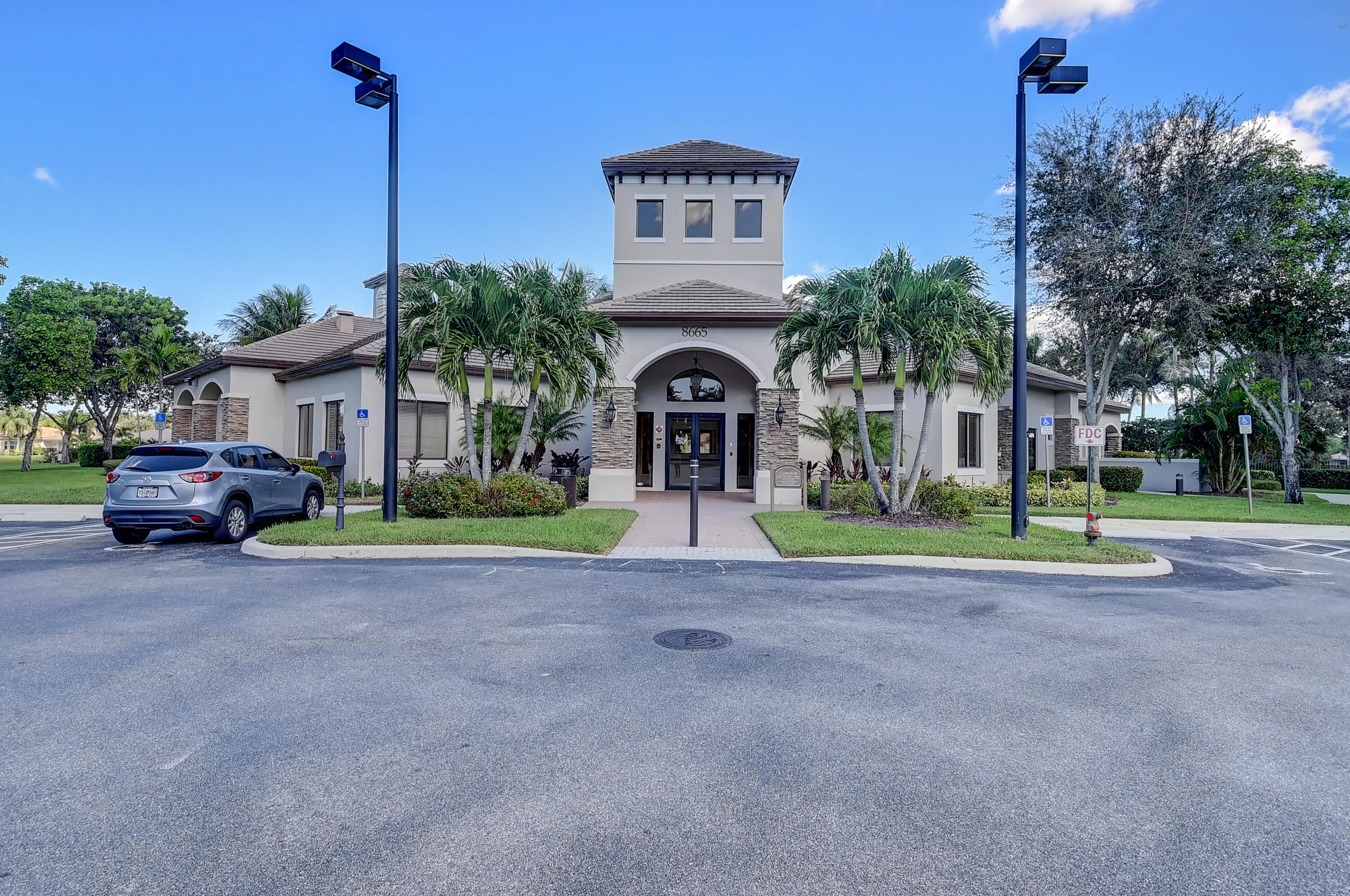main property photo 78