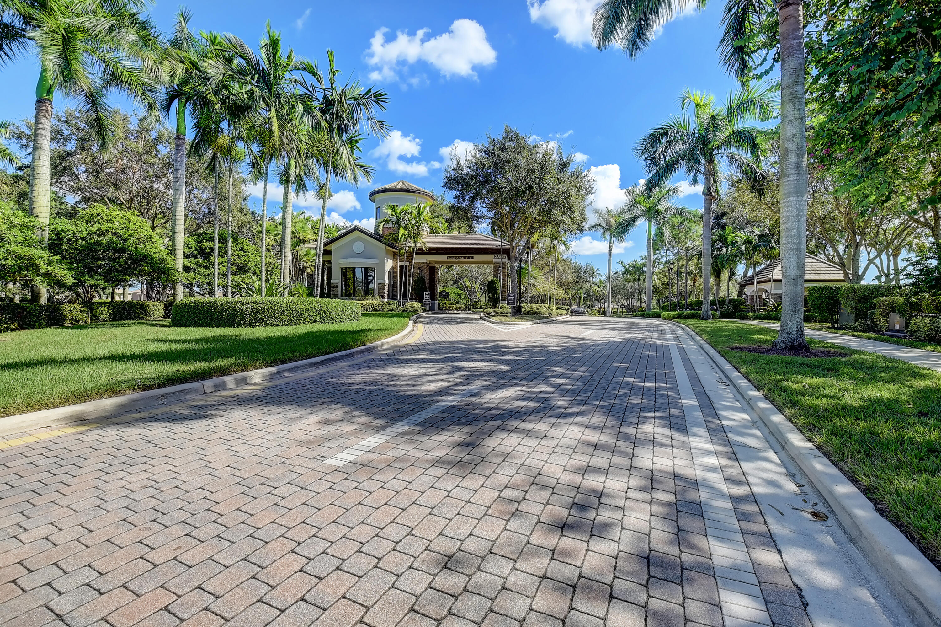 main property photo 79
