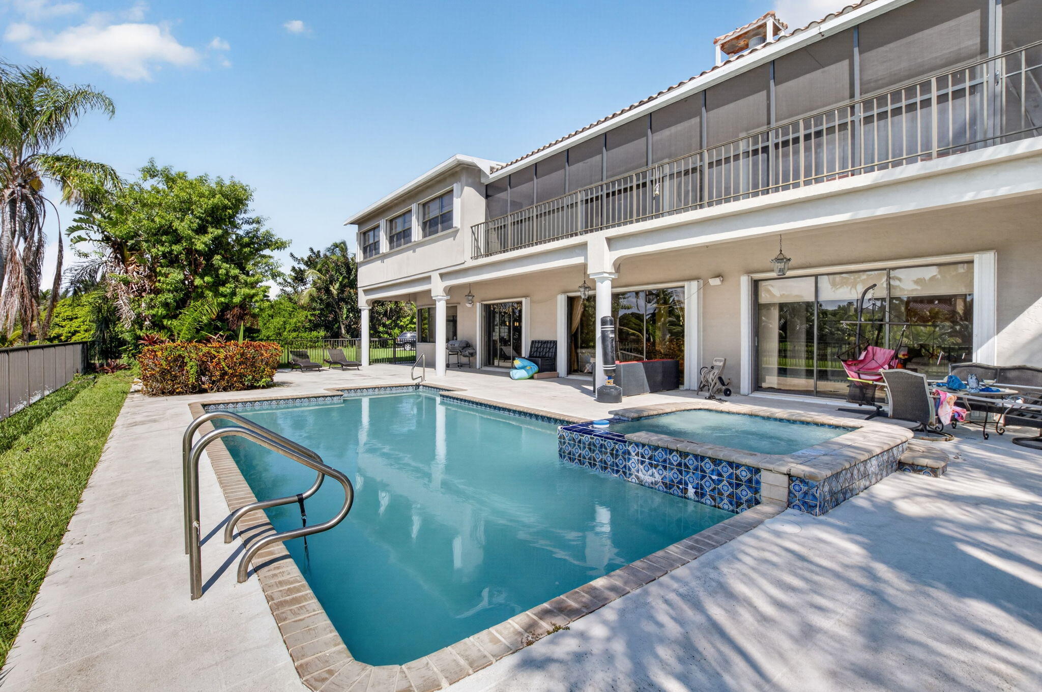 main property photo 29