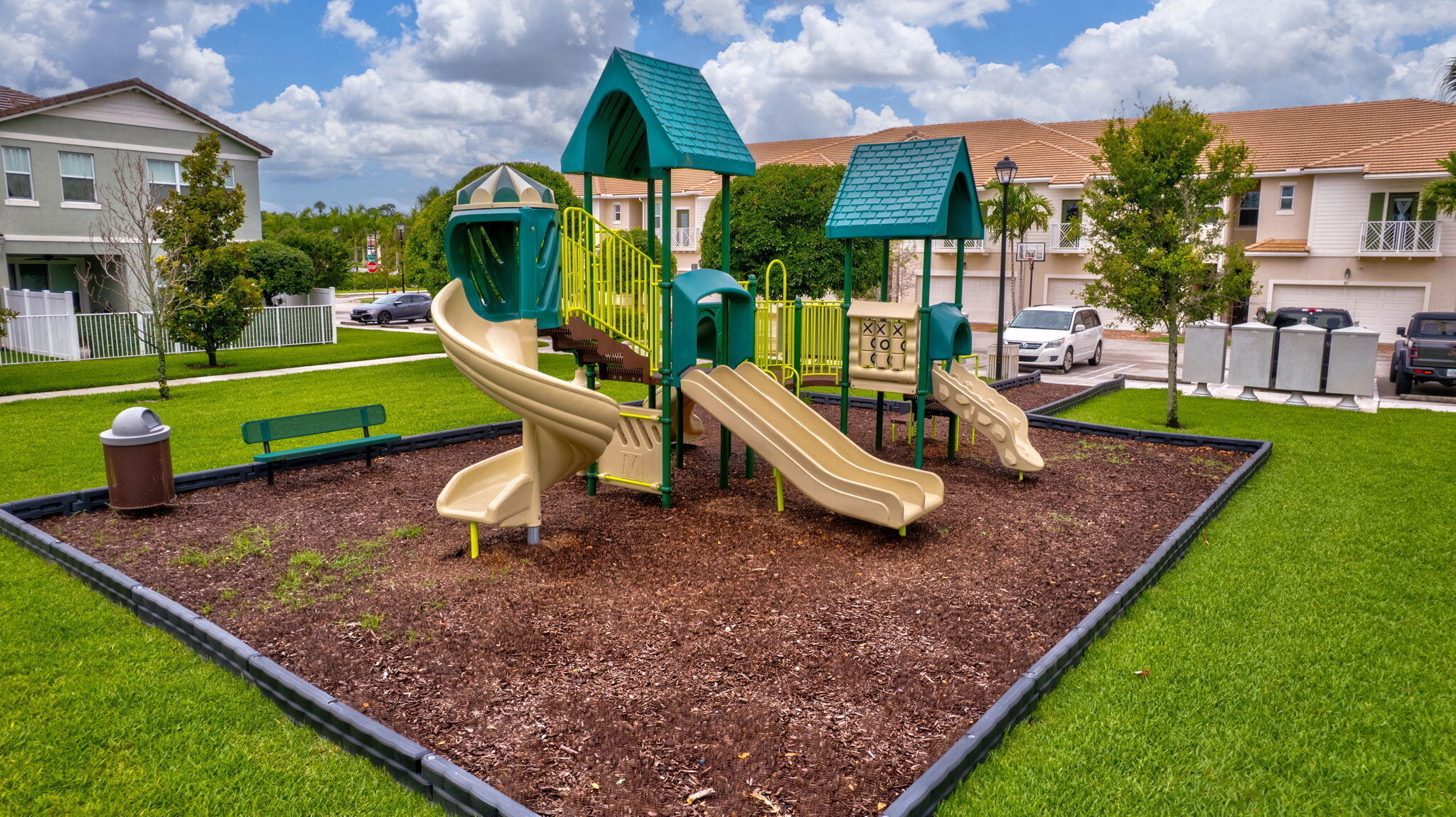 main property photo 79