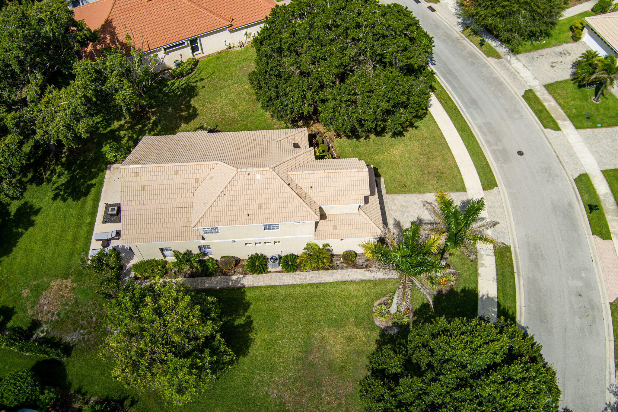 main property photo 42