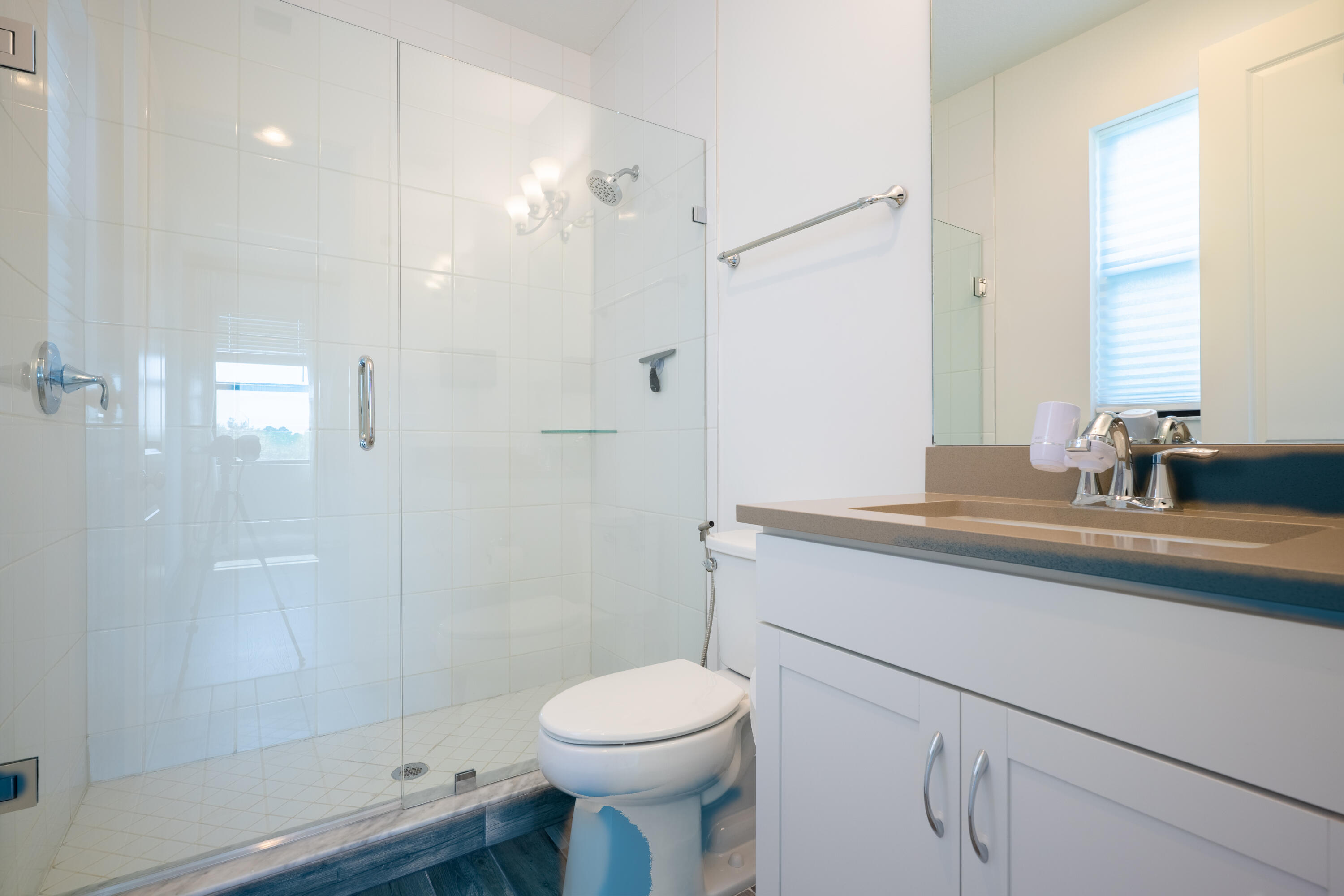 main property photo 78