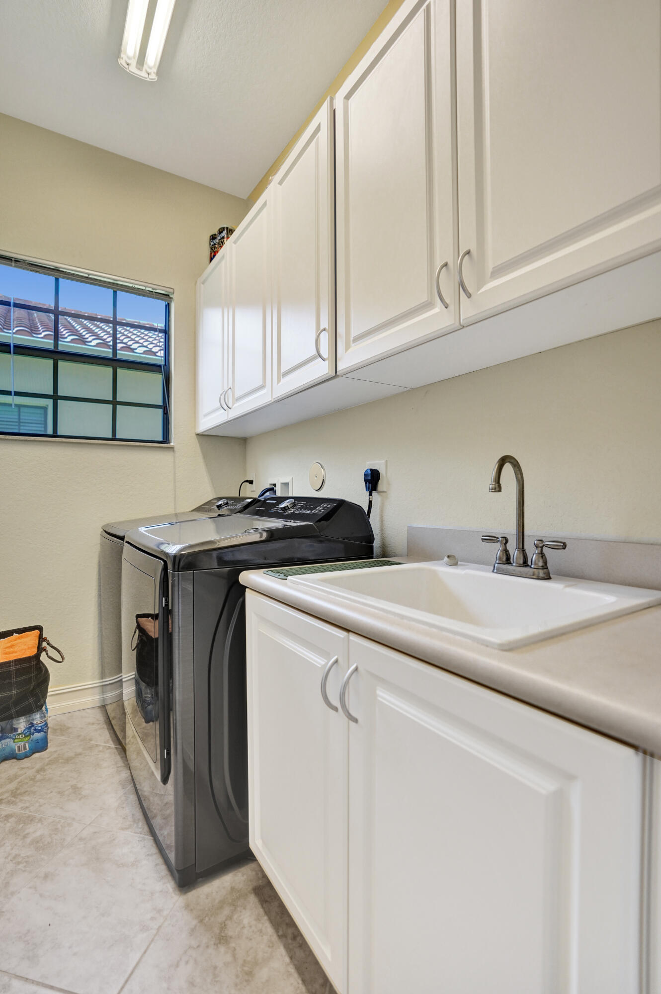 main property photo 89