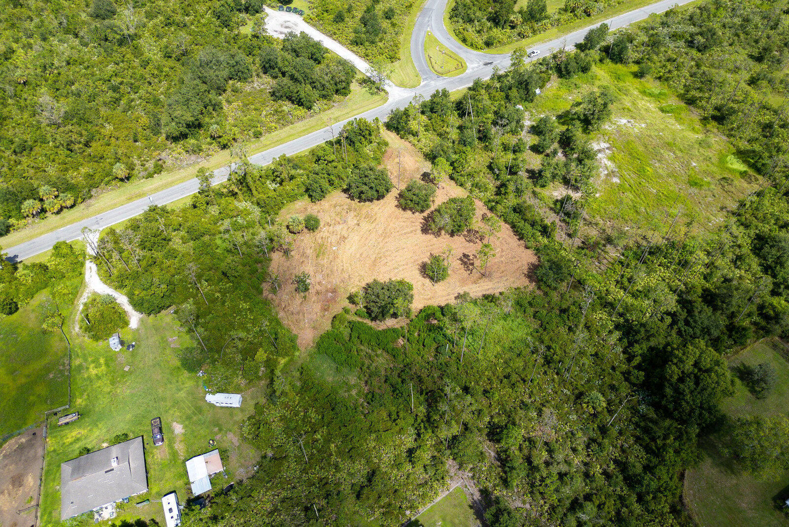 main property photo 14