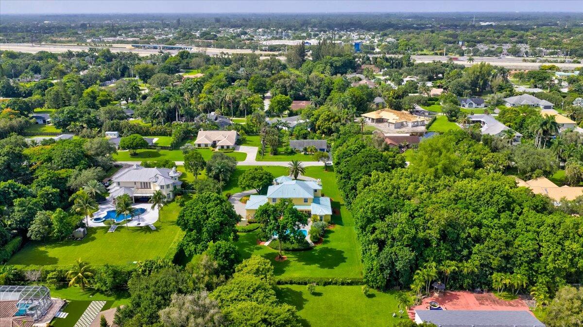 main property photo 89
