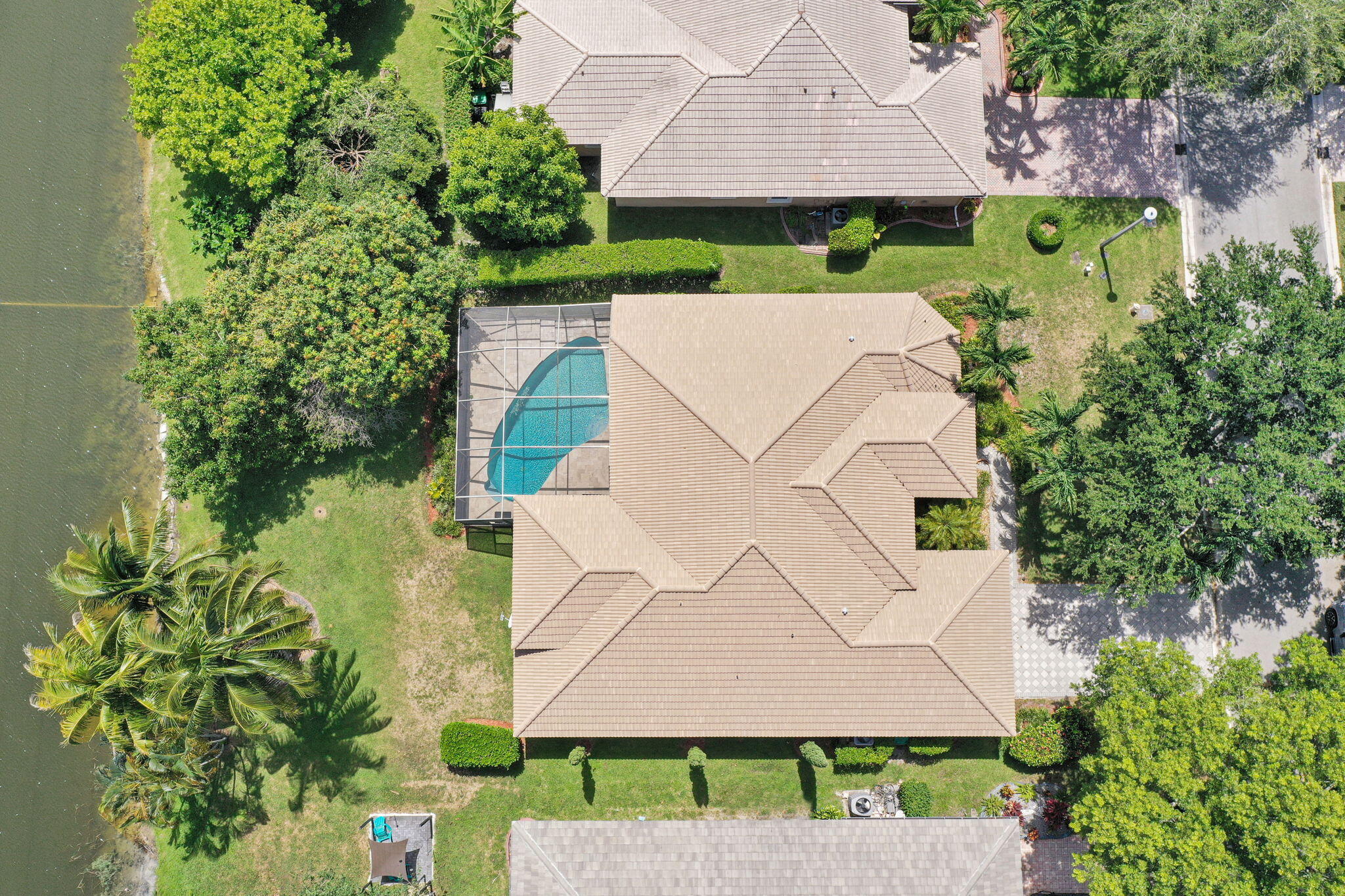 main property photo 67