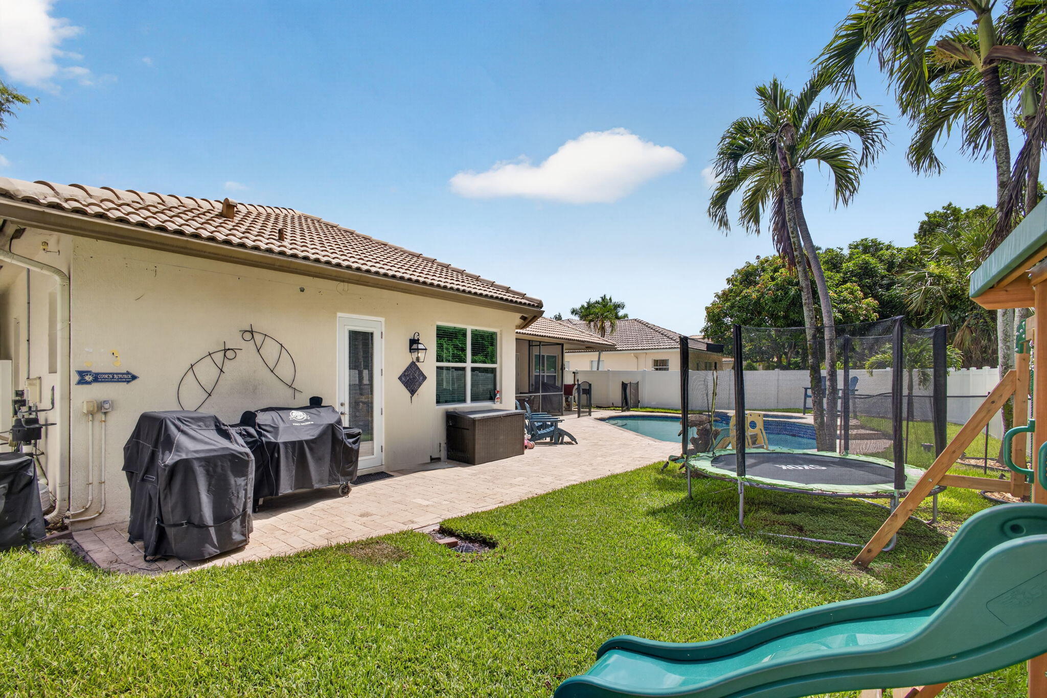 main property photo 69