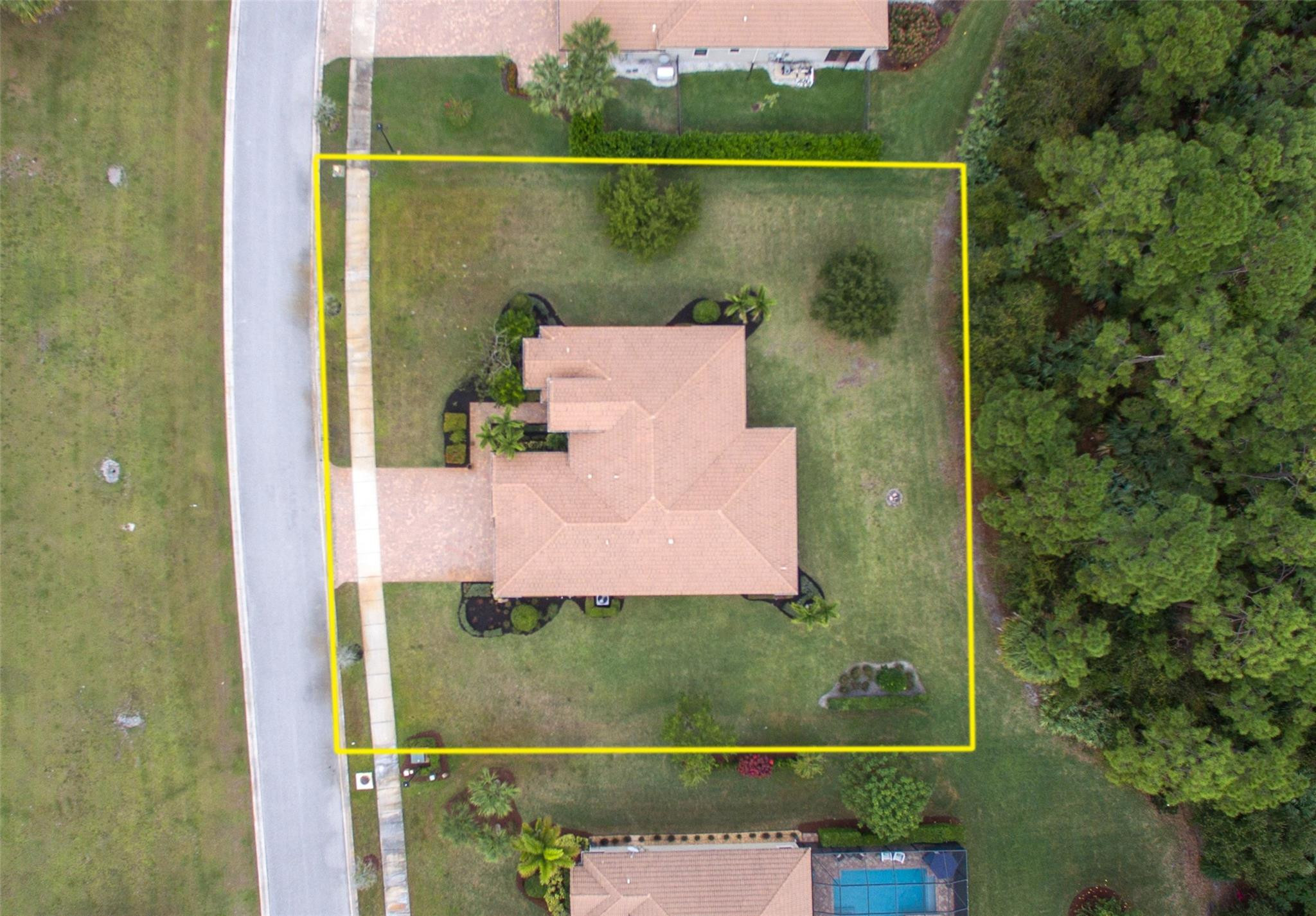 main property photo 8