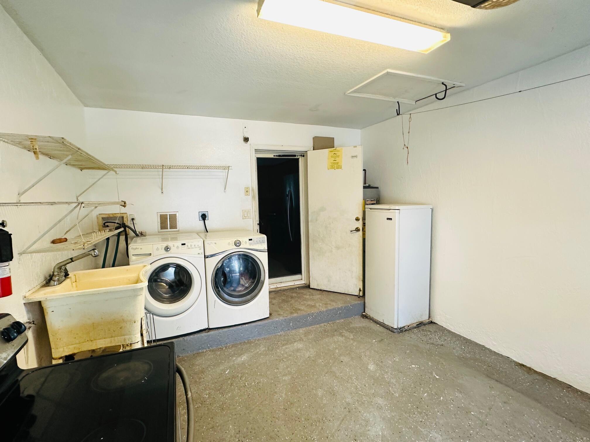 main property photo 78