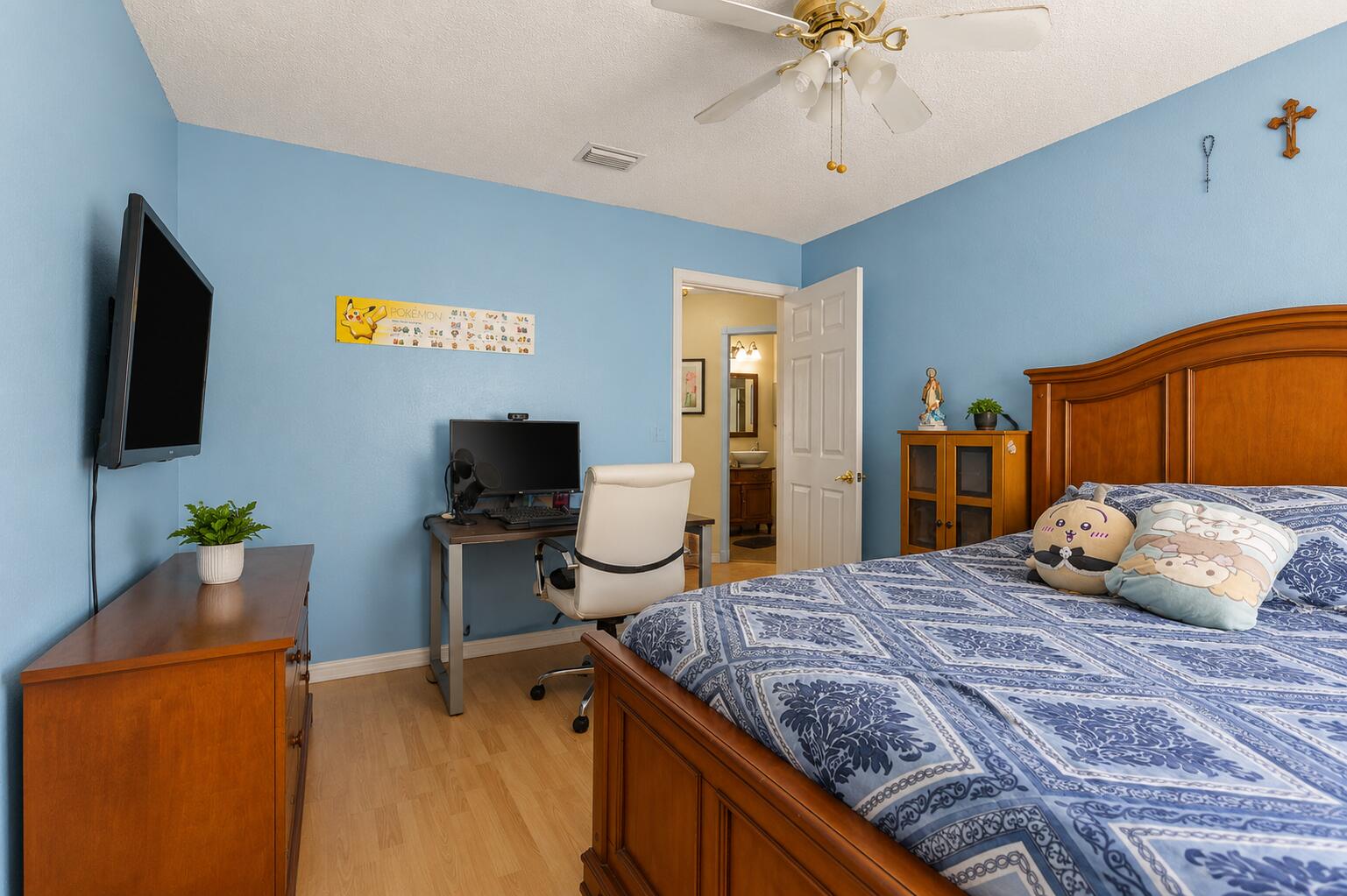 main property photo 27