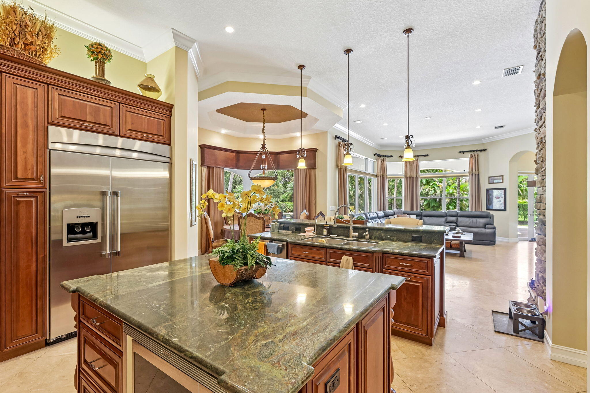 main property photo 19