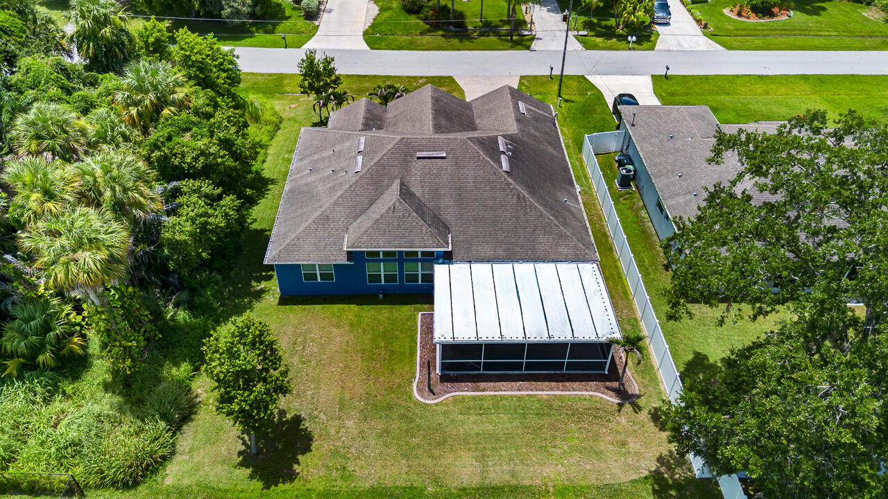 main property photo 44