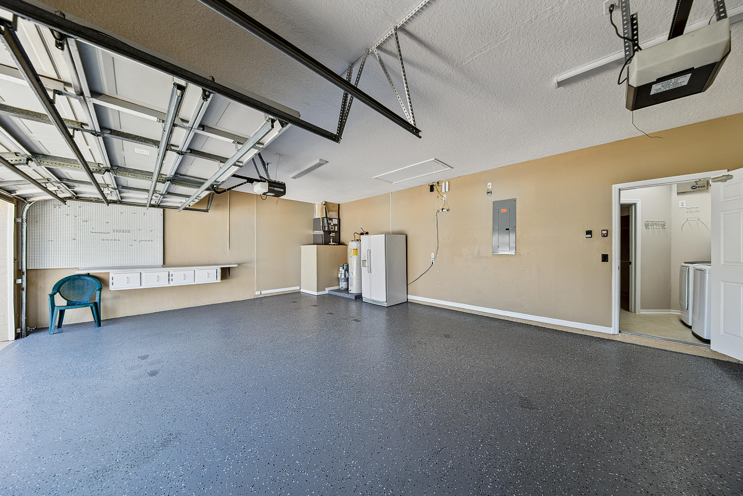 main property photo 54