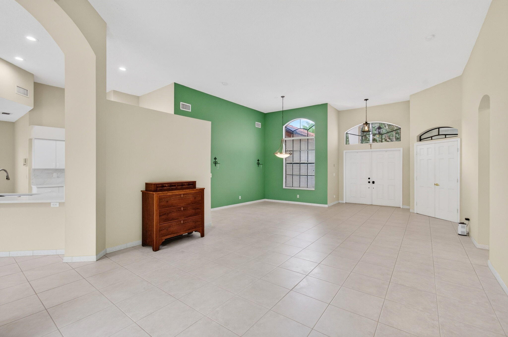 main property photo 74