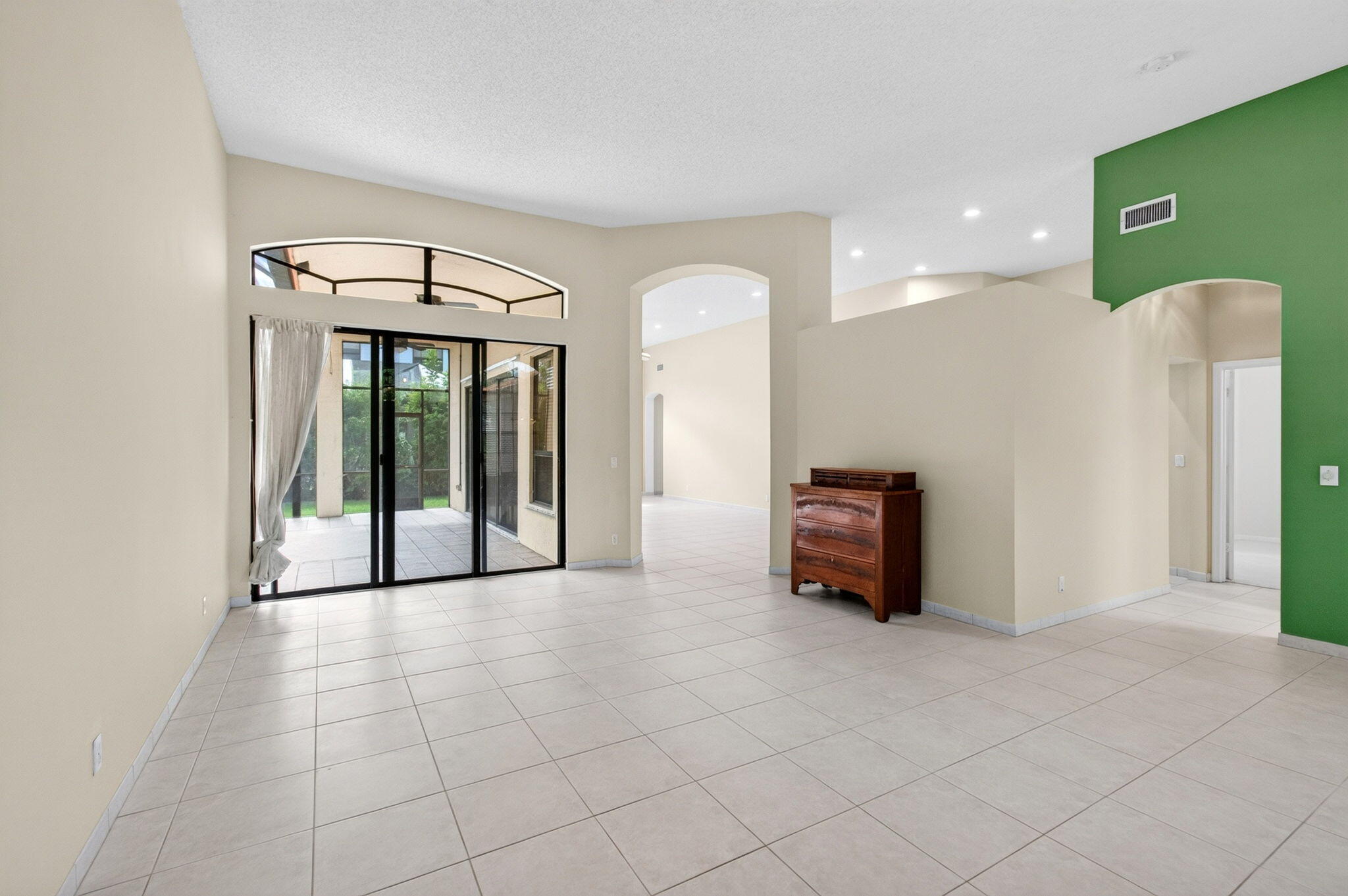 main property photo 77