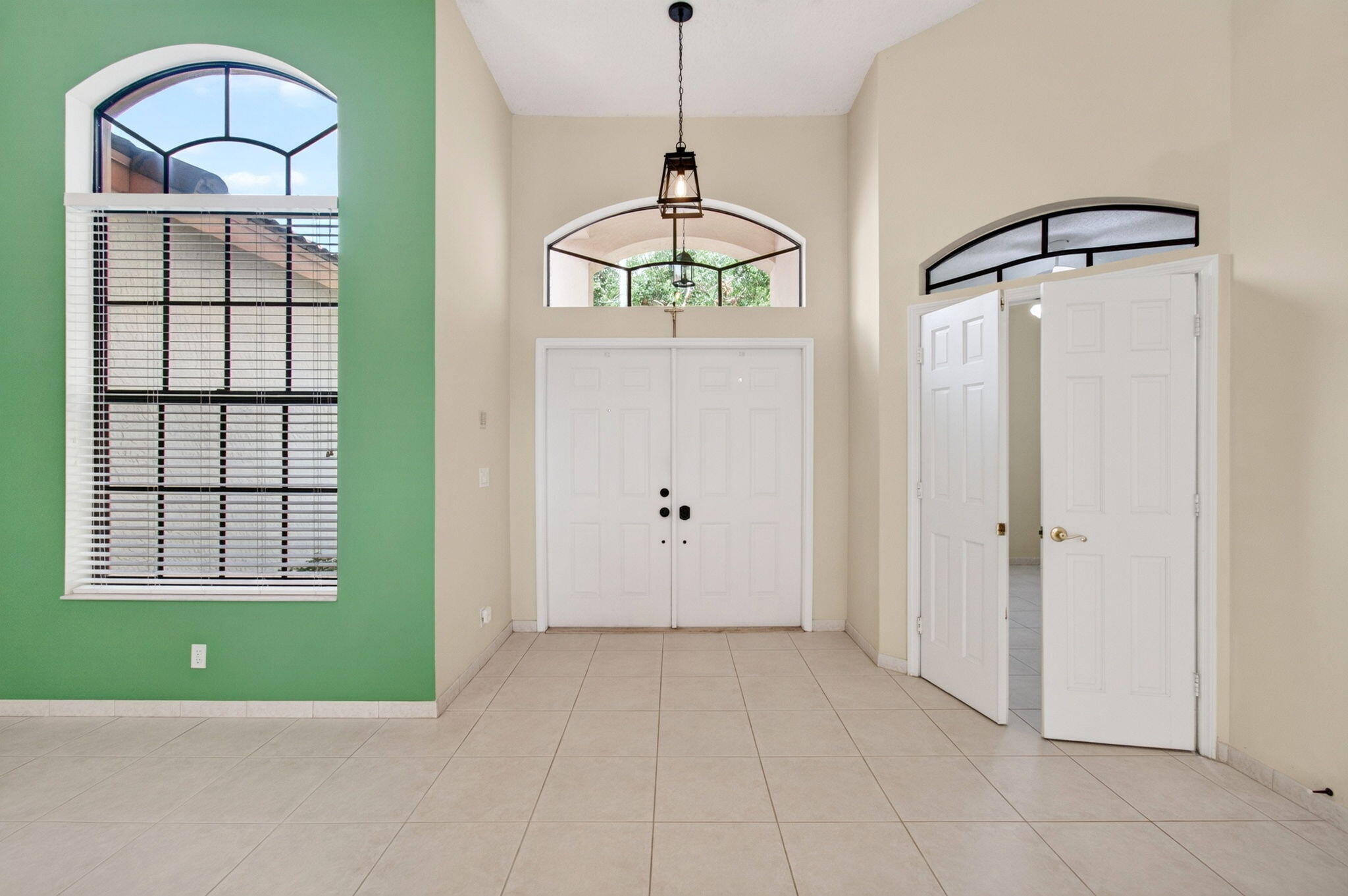 main property photo 94