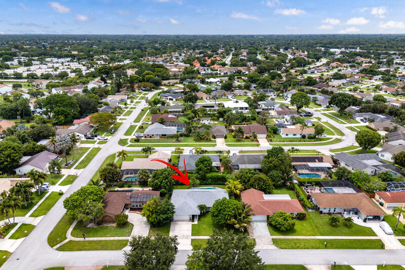 main property photo 59