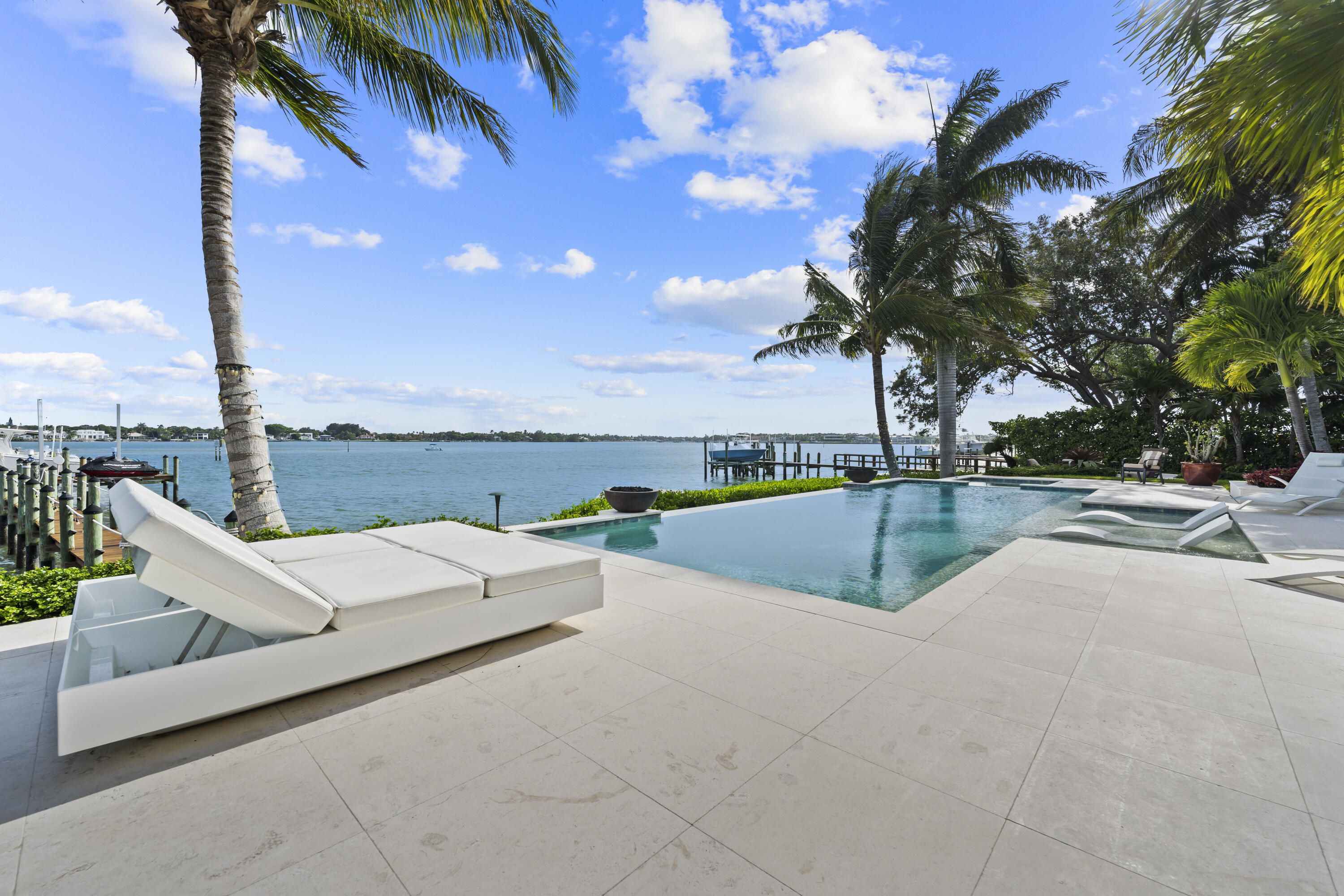 main property photo 65