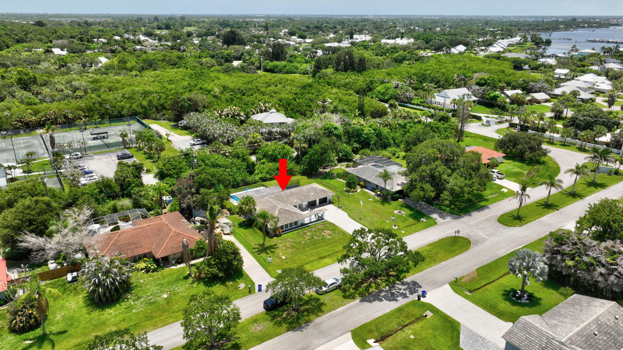 main property photo 50