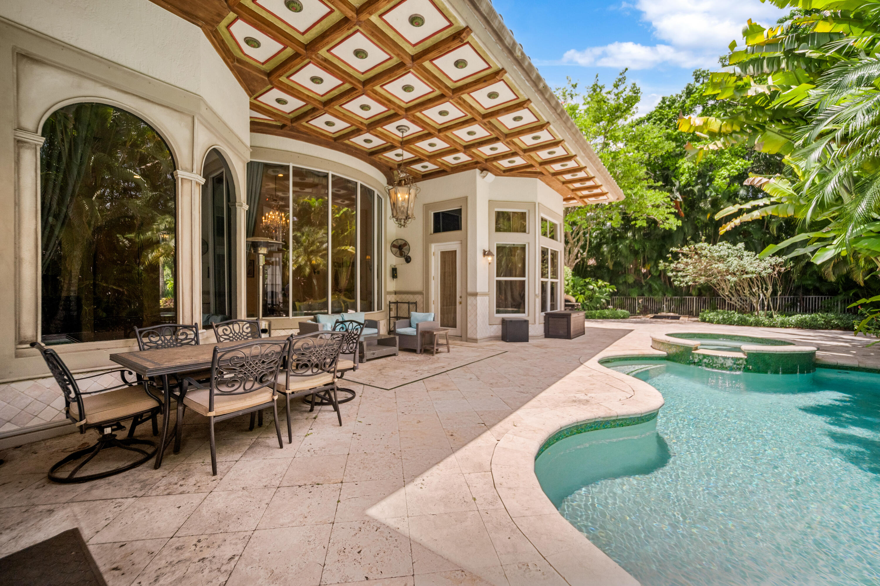 main property photo 50