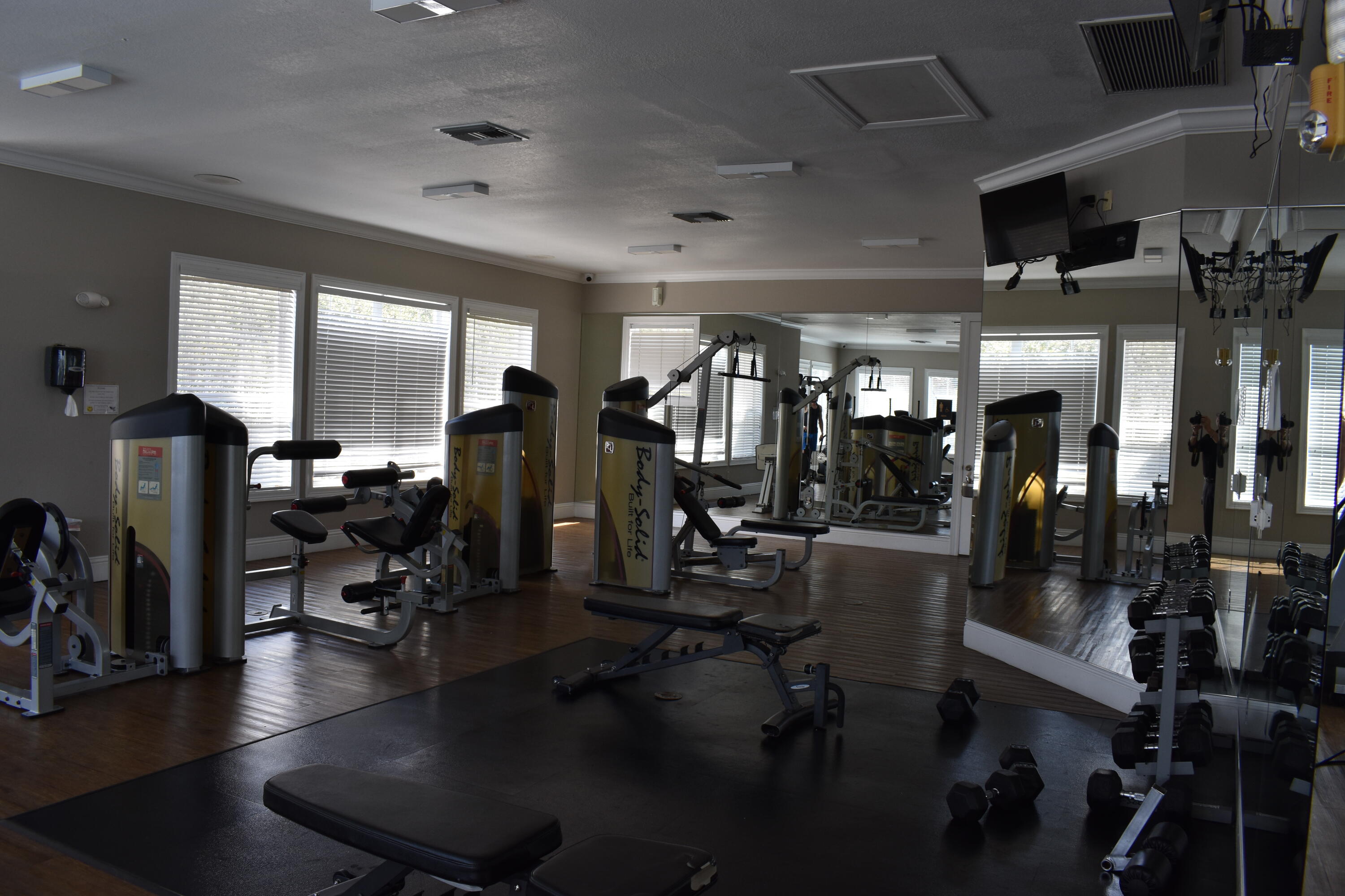 main property photo 32