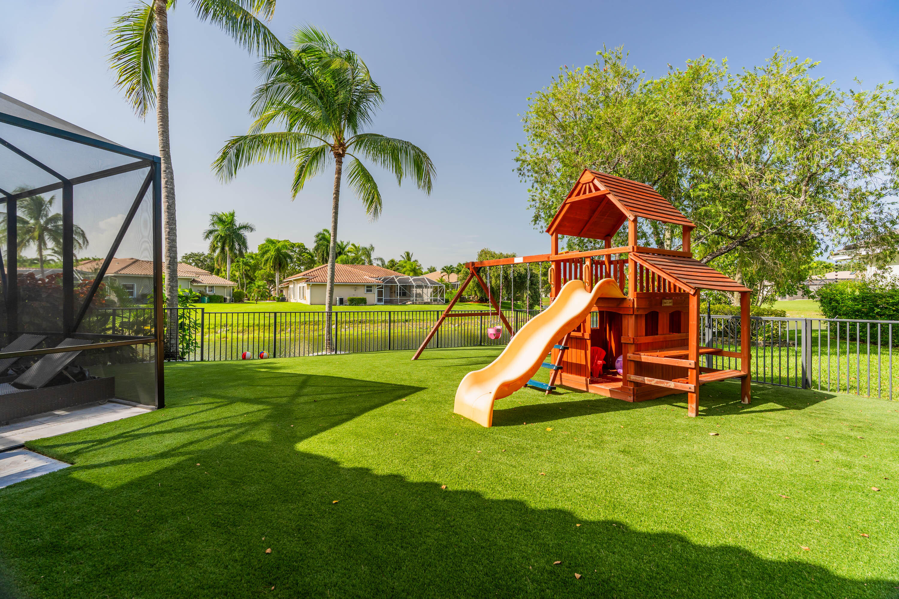 main property photo 74