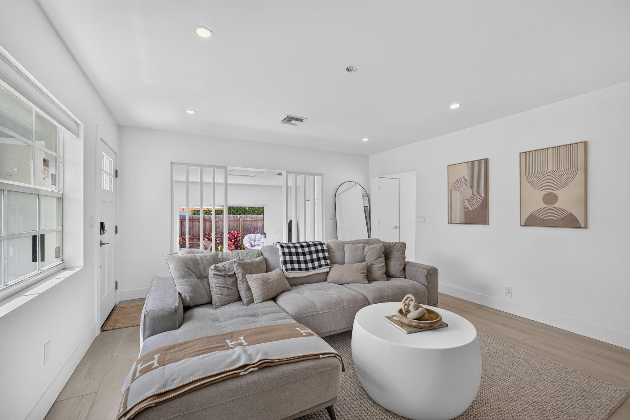 main property photo 111