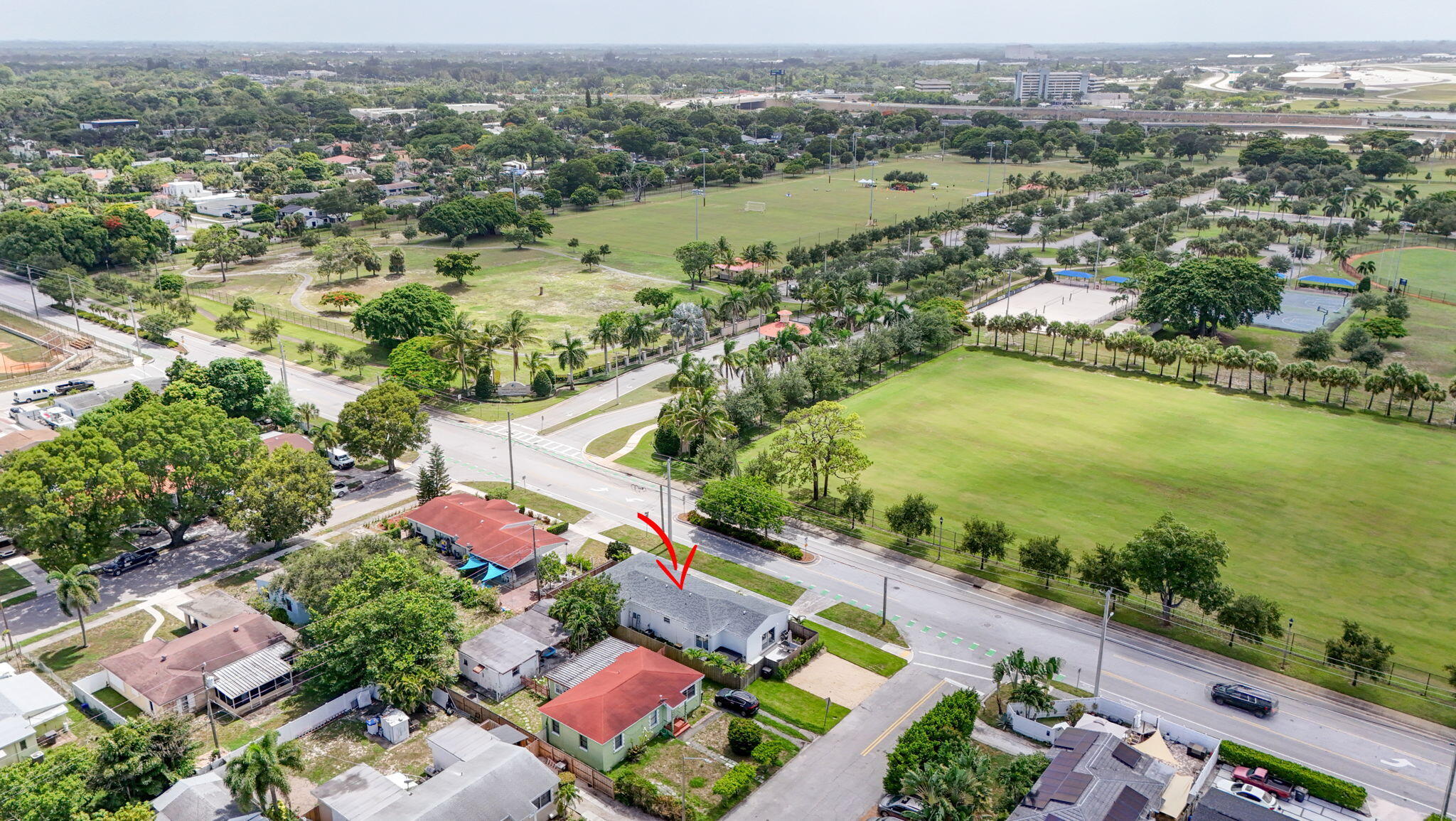 main property photo 41