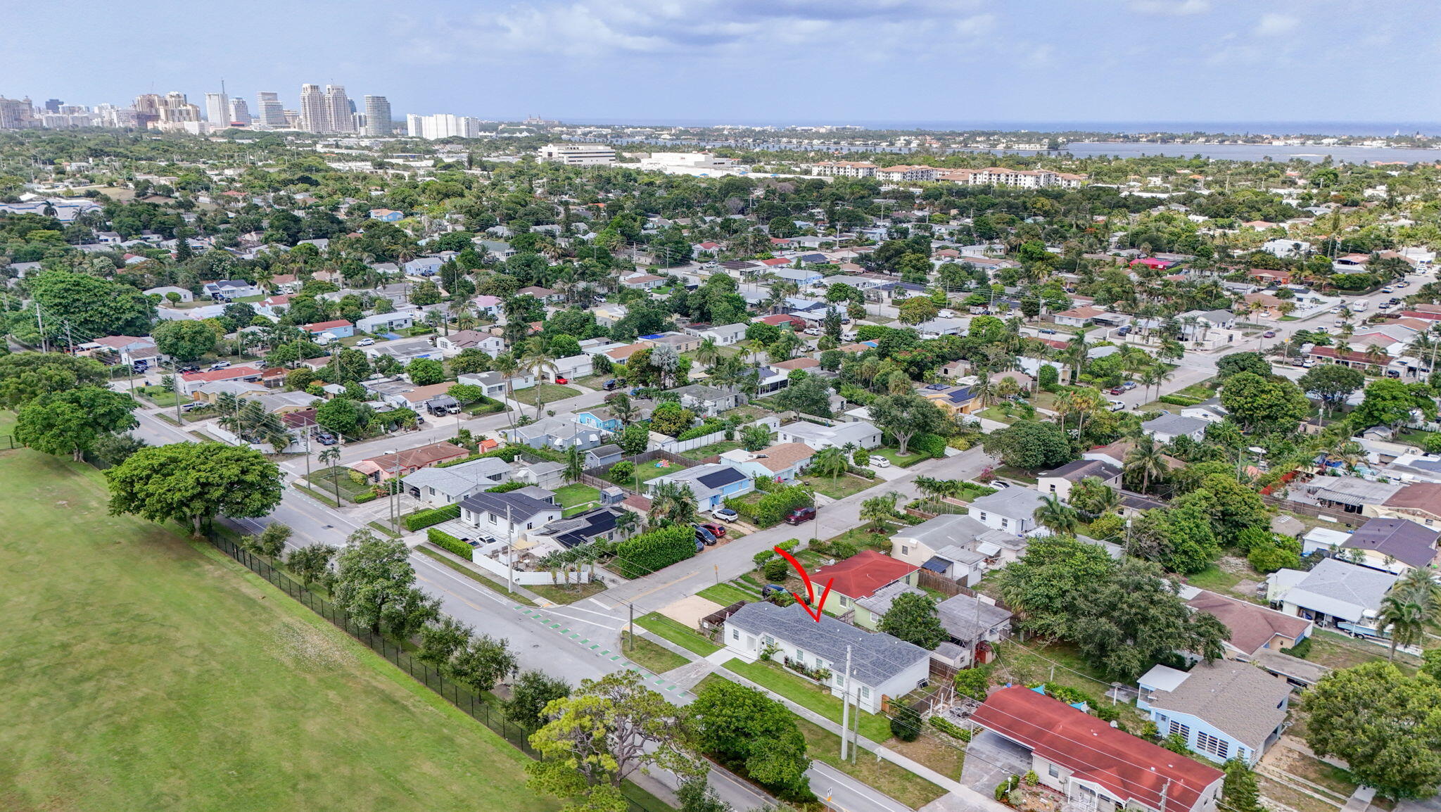 main property photo 50