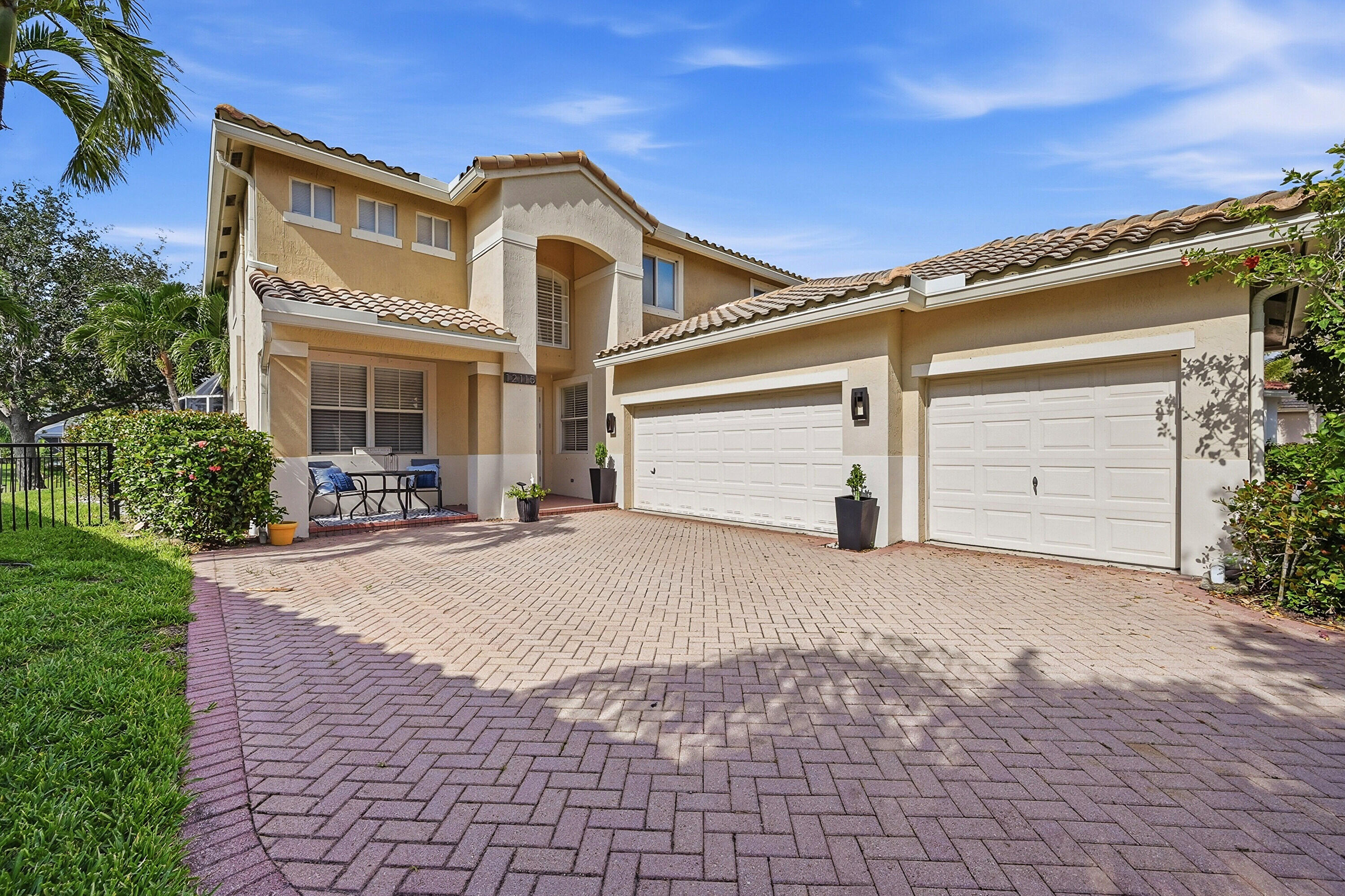 main property photo 44