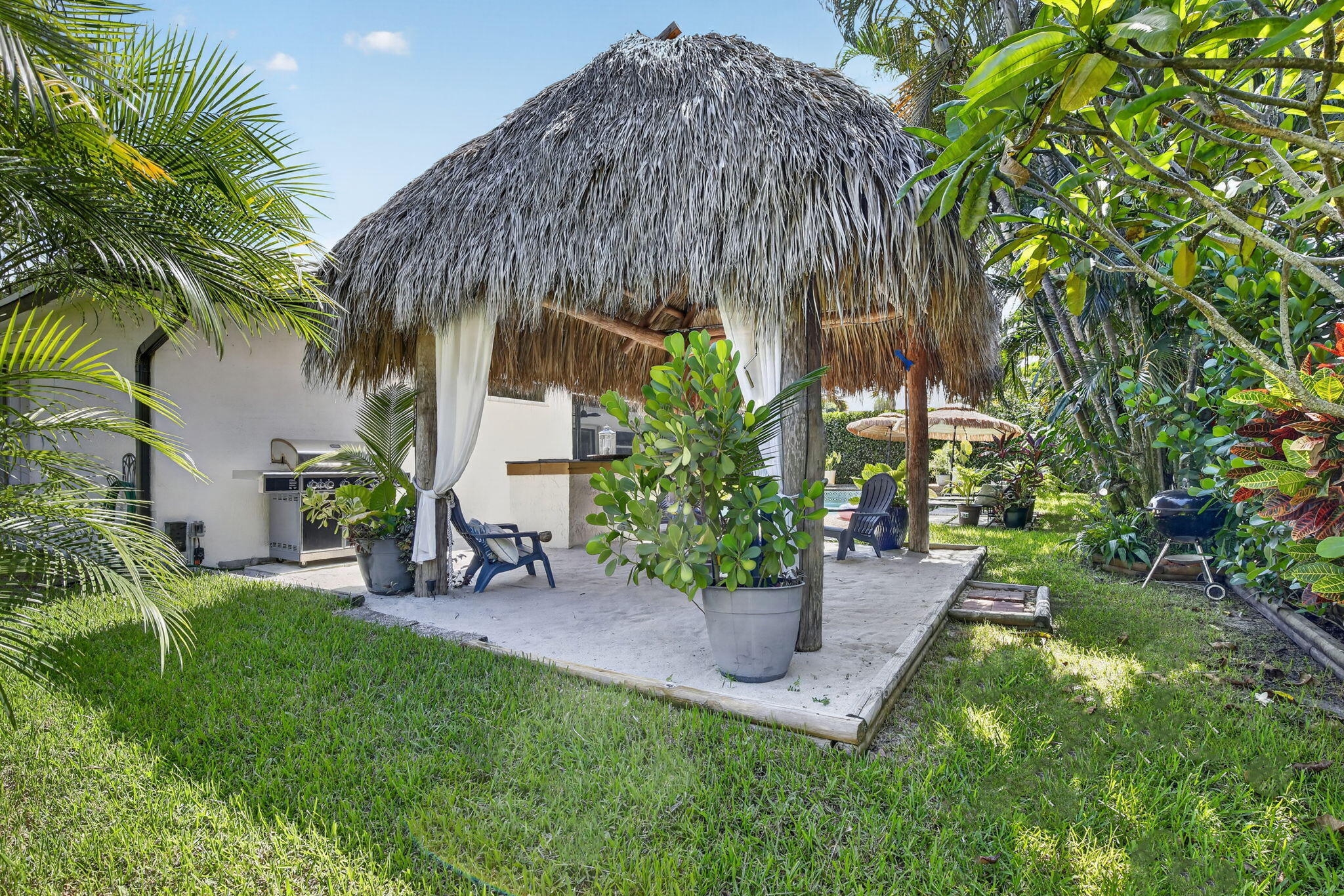 main property photo 77